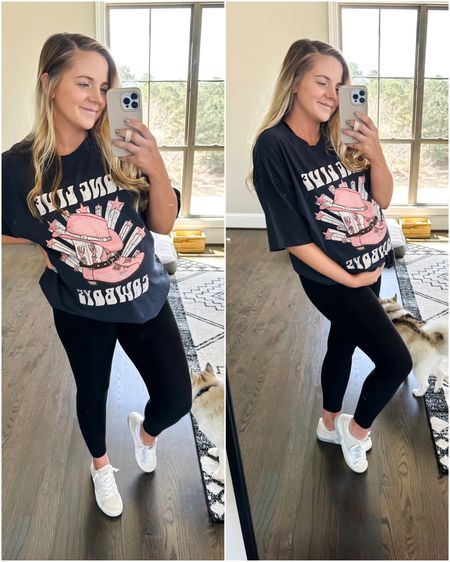 Western graphic tee 🤩 perfect with leggings! Tucked in! Or as a dress with boots! 33 weeks pregnant in a size S/M 💕
Bump friendly outfit
Graphic tee
Western tee

#LTKFestival #LTKstyletip #LTKbump