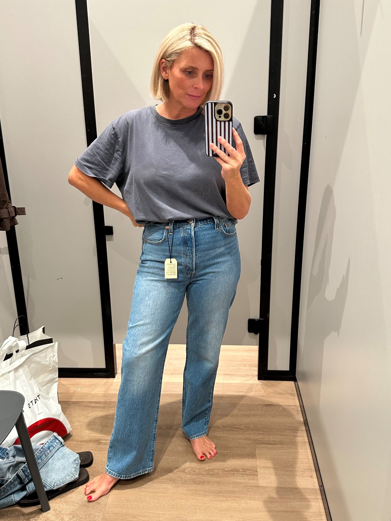 A classic high rise, straight leg jeans. These are supposed to be ankle length but I’m only 162cm so they’re sitting full length. 



#LTKmidsize #LTKaustralia #LTKjeans