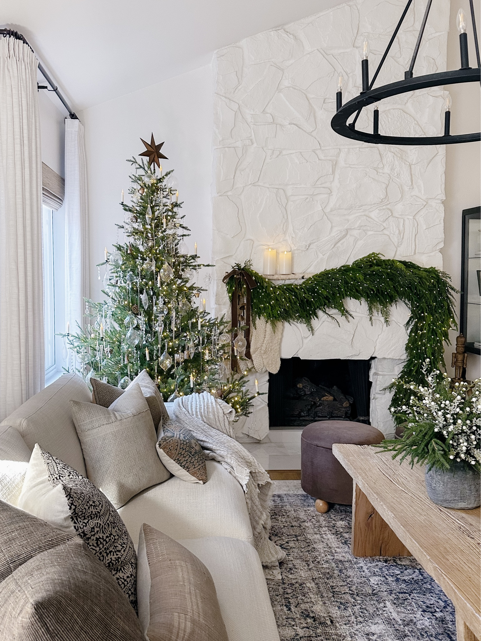 Shop my living room look 

#LTKhome #LTKHoliday #LTKsalealert