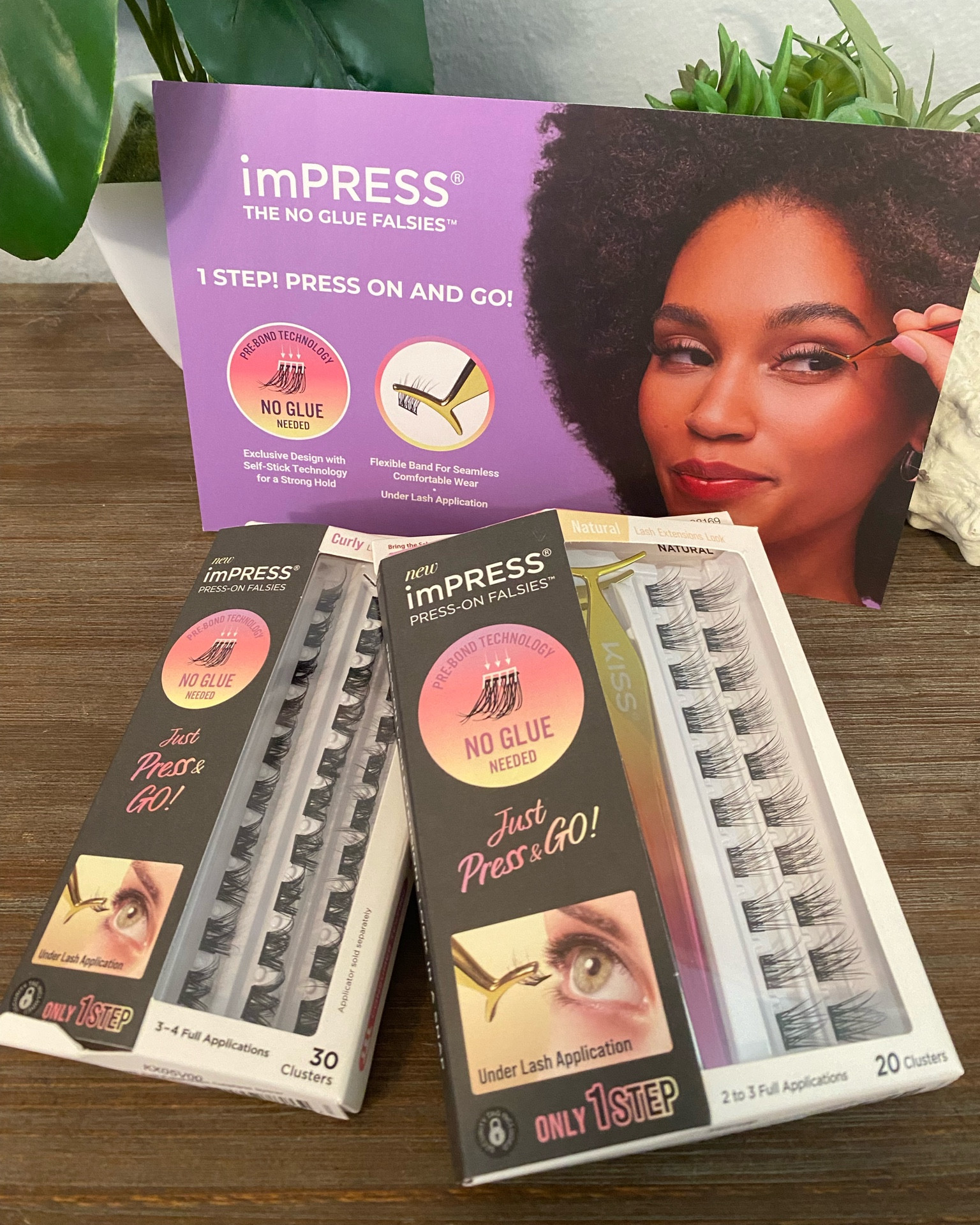 Easy press on no glue eyelashes! 

#LTKStyleTip #LTKBeauty #LTKItBag