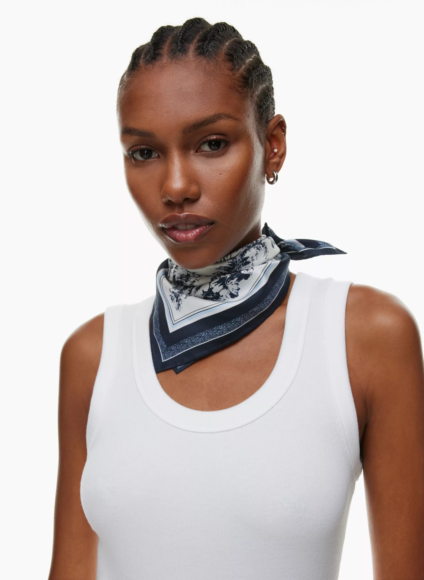ELITE SILK SMALL SCARF | Aritzia