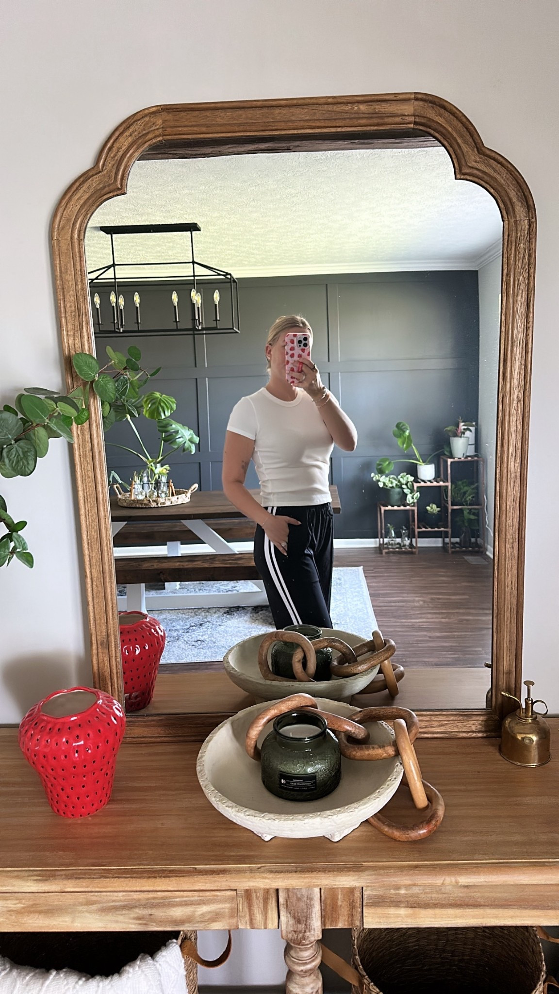 These track pants are everything😍 #amazon #amazonfashion #errandsfit

#LTKFindsUnder50 #LTKStyleTip