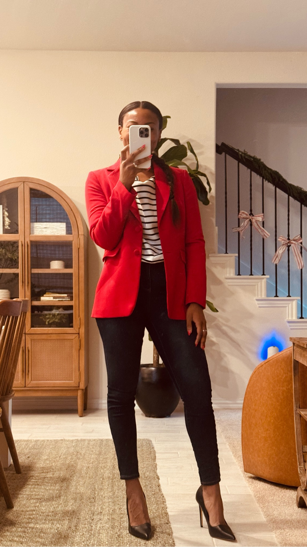 Love bringing out the Reds around the holidays.

#LTKFindsUnder50 #LTKootd #LTKWorkwear