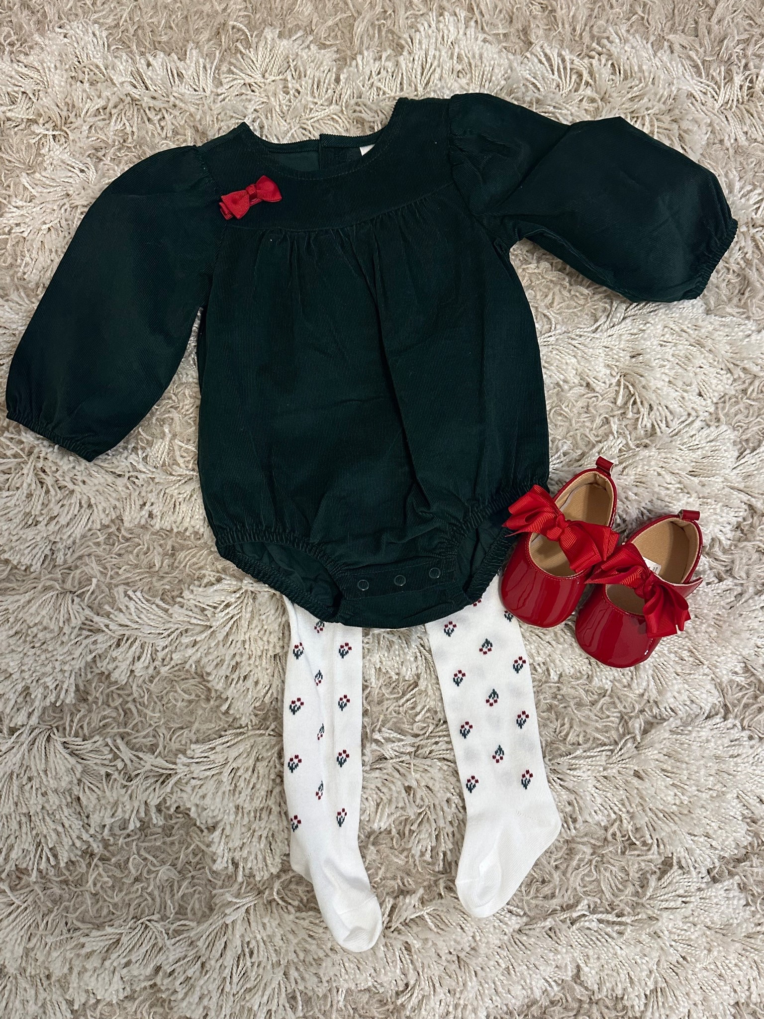 The sweetest baby girl Christmas outfit, pictures with Santa 

#LTKHoliday #LTKBaby #LTKSeasonal