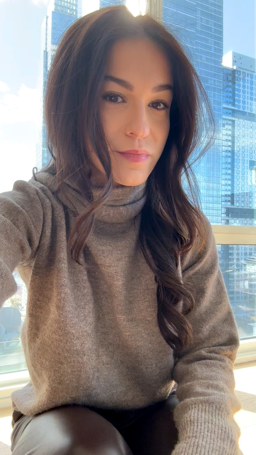 Hi 👋🏼 here I am with my face showing for once .. loving brown tones for an outfit !! This scarf sweater is so fun and under $100!


Brown outfit , chocolate brown , fall clothing , fall boots , fall outfit , fall sweater , scarf sweater 

#LTKSeasonal #LTKFindsUnder100 #LTKHoliday