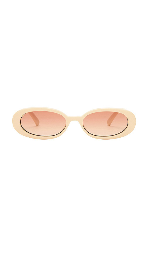 Le Specs Outta Love Sunglasses in White. | Revolve Clothing (Global)