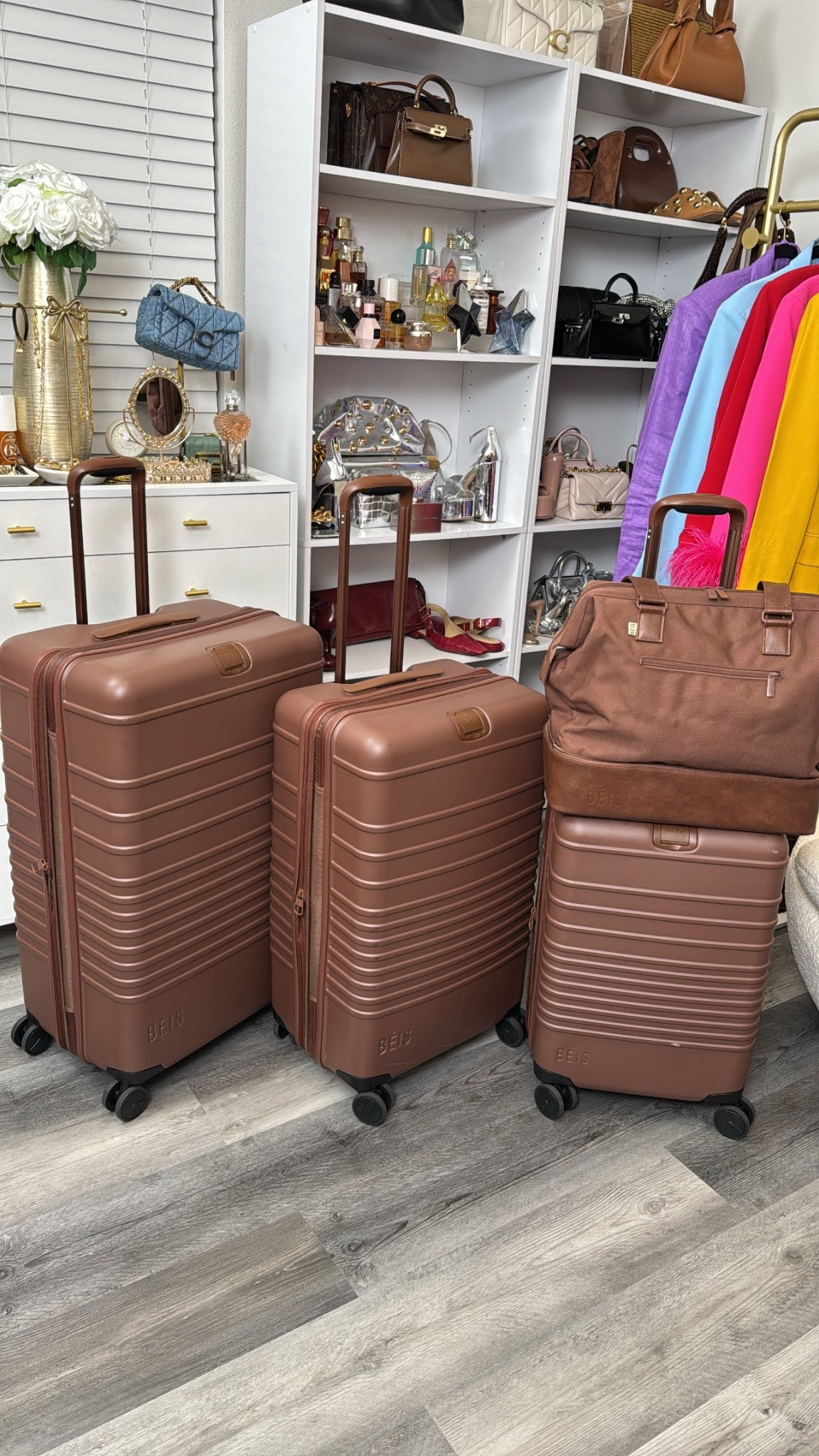 Love when my suitcases match and this deep brown color is perfect 🤎🤎


#LTKCon #LTKItBag #LTKTravel