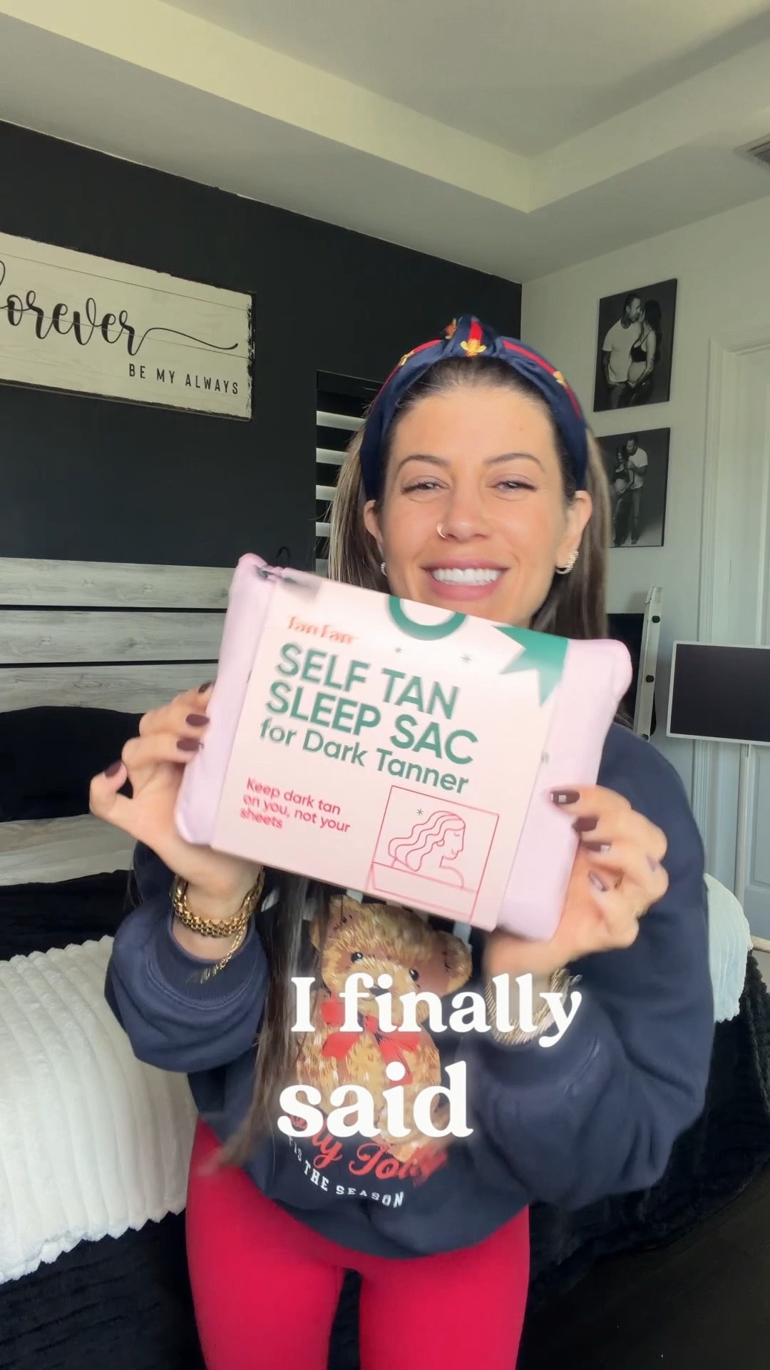 Tell me this isn’t the most relatable thing ever… waking up to tan-stained sheets. 😩 I finally said absolutely not — and found the tanning sleep sack that’s about to save all of us.

Keeps your sheets clean, sets up in seconds, has feet holes so you’re not stuck, and lets you tan in peace without ruining your bedding. I climbed in, got cozy, and honestly? Game changer.

The best part… it’s finally available at Target and Nordstrom. 🤎✨
Comment TAN and I’ll DM you the links!
And don’t forget to head to stories for the full breakdown. 💤🧴



.
.
.
.
.
.
#selfcare 

#LTKgrwm #LTKmorningroutine #LTKvlog