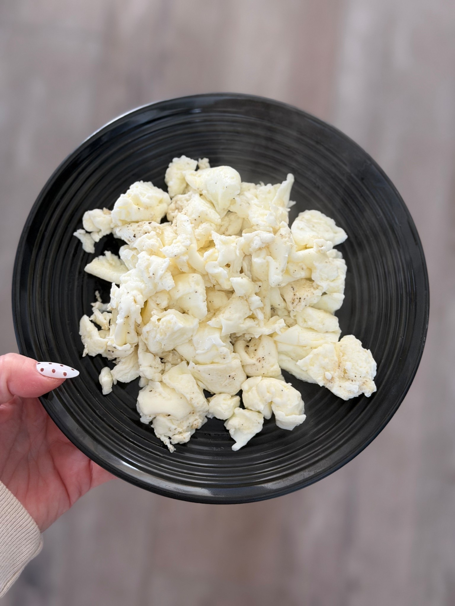 Adding a cup of egg whites to my breakfast has made such a difference these past two weeks. 🥚 