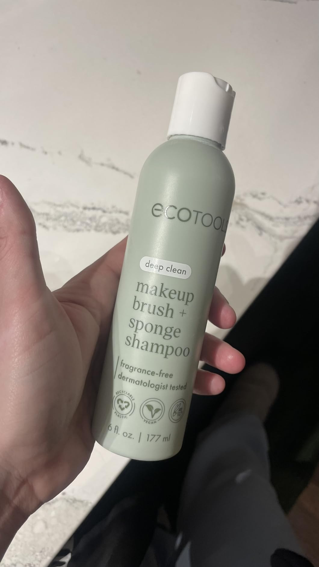 Amazon.com: EcoTools Cleanser Shampoo for Makeup Brush/Sponge/Puffs, Remove Makeup & Impurities, ... | Amazon (US)