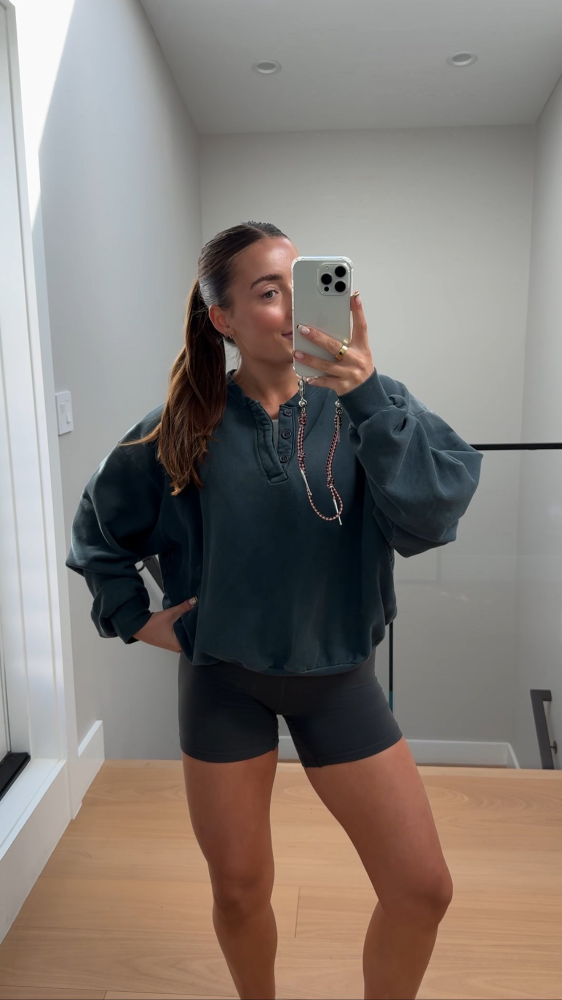 Sweatshirt is linked! 