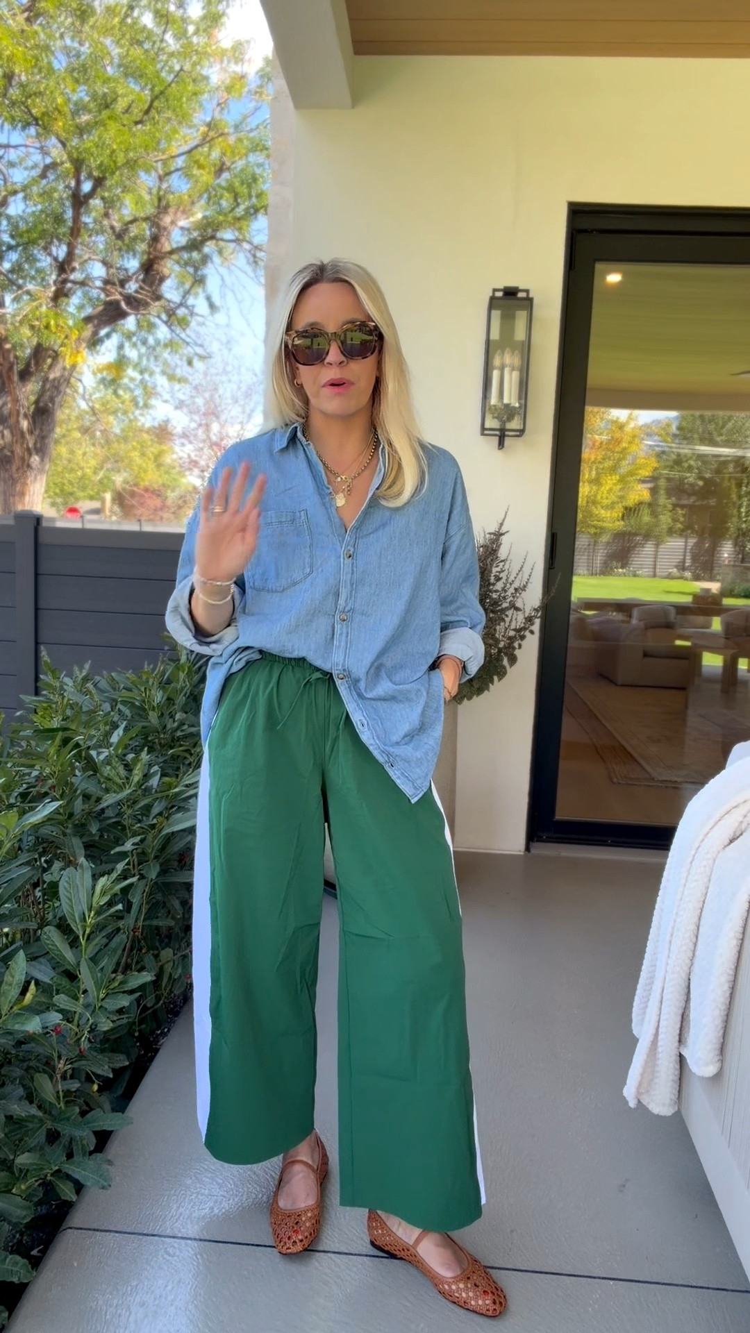 These green pants are finally online at old navy and they are on sale today!

#LTKootd #LTKgrwm #LTKmomlife