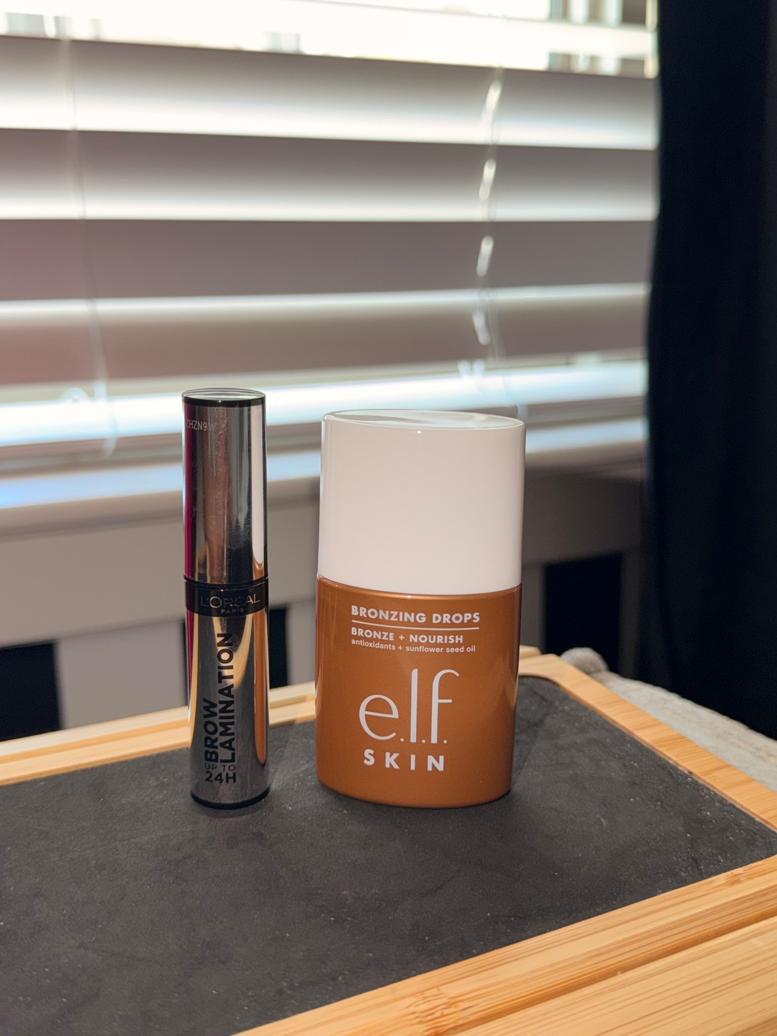 Soft glam but make it effortless. I am loving this combo lately. The L’Oréal Paris Brow Lamination keeps my brows lifted and full all day while the e.l.f. Cosmetics Bronzing Drops give my skin that warm sun kissed glow. Easy, affordable, and perfect for everyday beauty.

Discovery Hashtags

#ltkbeauty
#drugstoremakeup
#browlamination
#elfcosmetics
#beautyfinds
#glowingskin
#affordablebeauty
#makeuproutine
#beautycreator
#everydayglam

#LTKgrwm #LTKBeauty #LTKselfcare