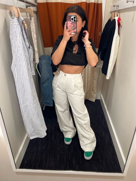 obsessed with these pants from Madewell - avail in petite, reg, tall and plus. Runs big, I sized down one size, 20% off through May 13th

spring outfit, summer outfit, white jeans 

#LTKxMadewell #LTKsalealert #LTKfindsunder100