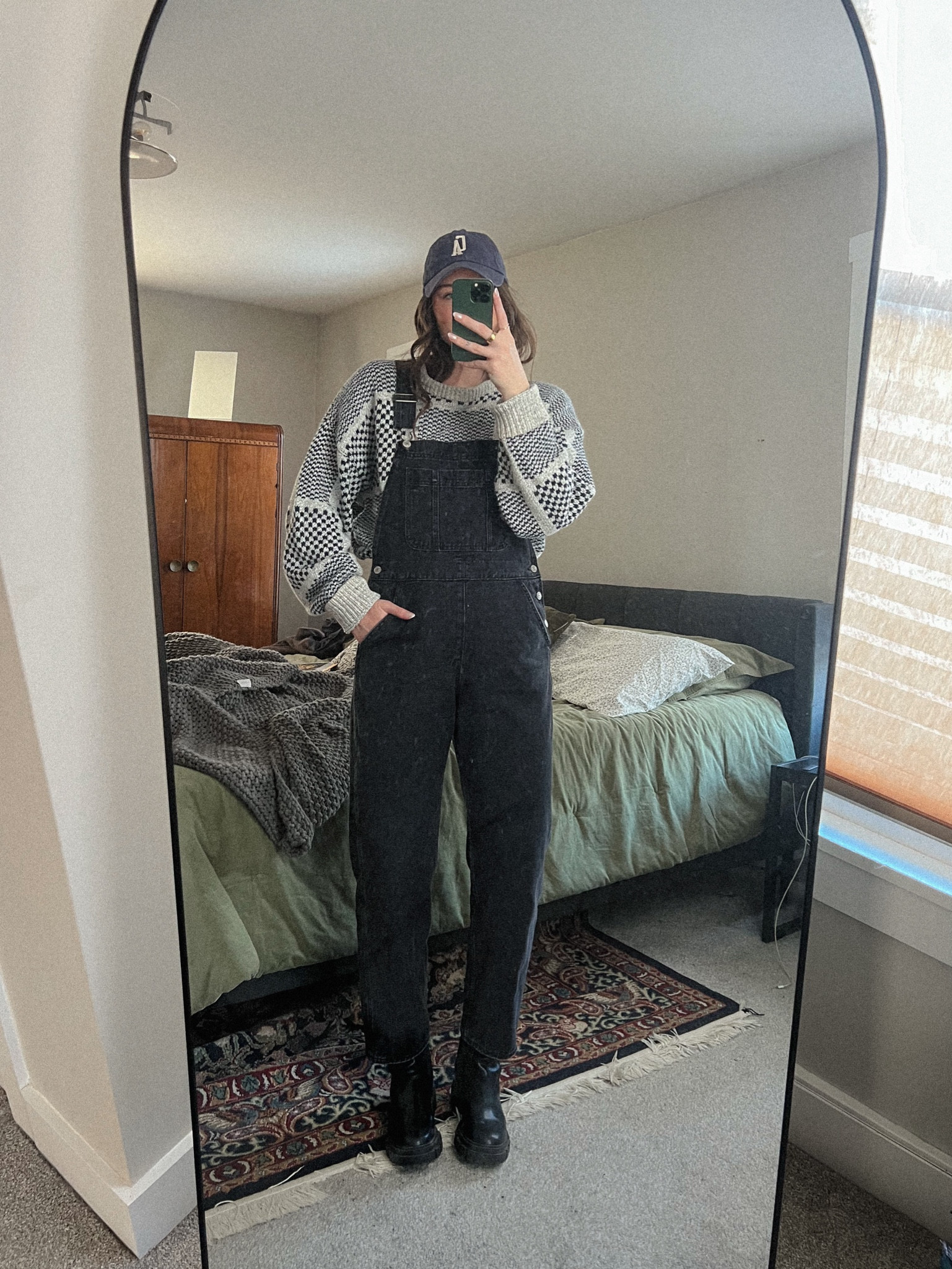 CASUAL OUTFIT OF THE DAY FEAT. MY FAVORITE OVERALLS 

#LTKStyleTip #LTKMidsize #LTKShoeCrush