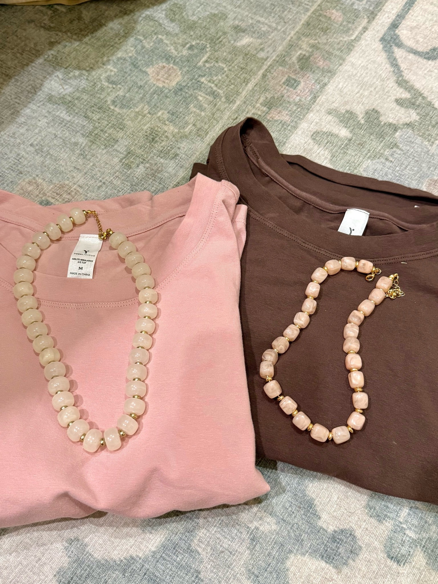 Fall beaded necklace colors! 
Left: “Off White” 
Right: “Pink” #sheinfinds #brown #pink #falloutfits