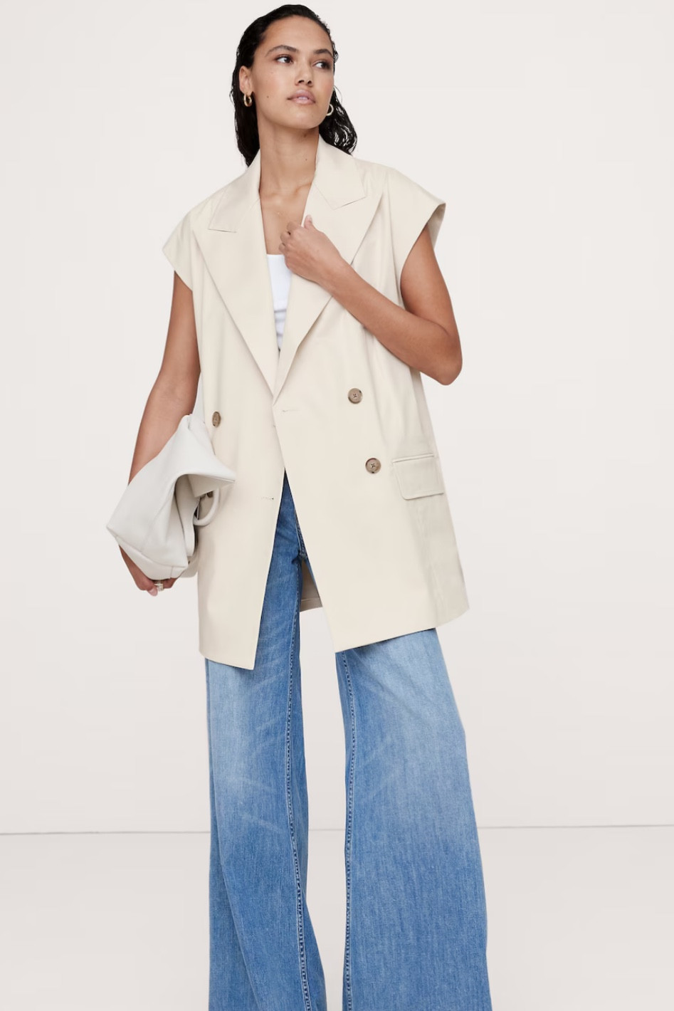Did you feel that chill this week? Got me thinking about fall. And I saw this look and it spoke me.

Are you ready for fall? Let me know in the comments.

#shopdeescloset #shopaholicscloset #fallpreview

#LTKStyleTip #LTKSaleAlert #LTKWorkwear