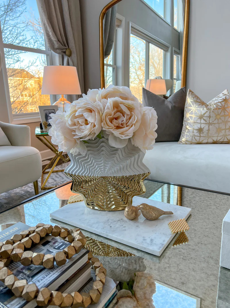 White and Gold Star Dimensional Vase | Inspire Me! Home Decor