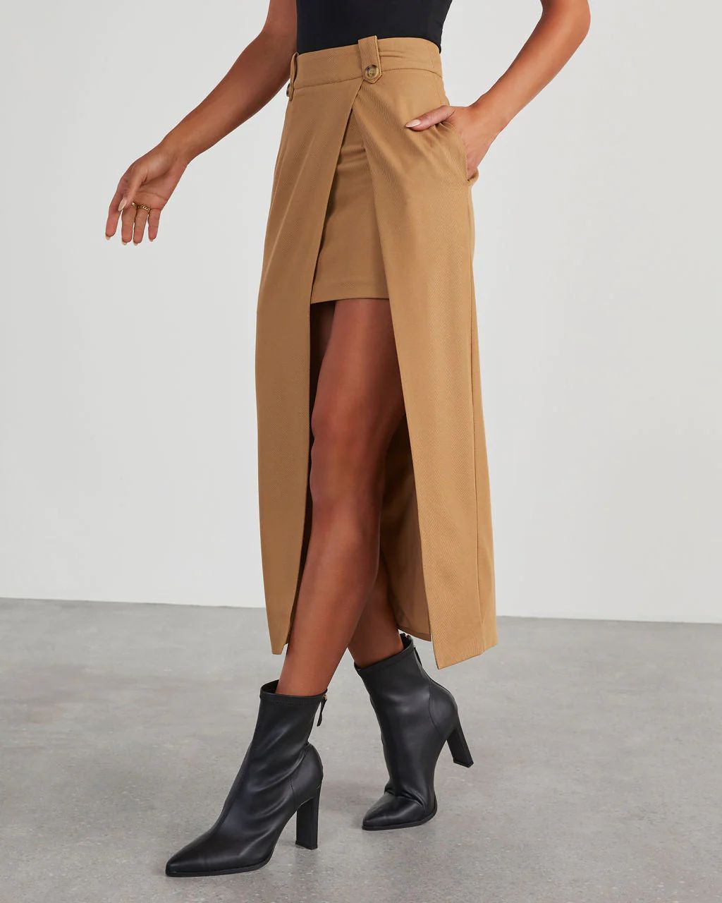 Luxury Views Midi Skirt | VICI Collection