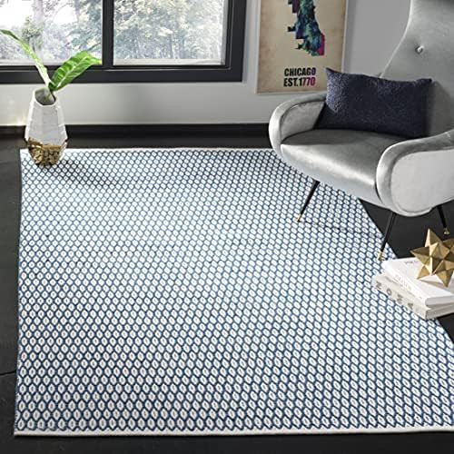 Safavieh Montauk Collection MTK608B Handmade Cotton Area Rug, 5' x 8', Blue / Ivory | Amazon (US)