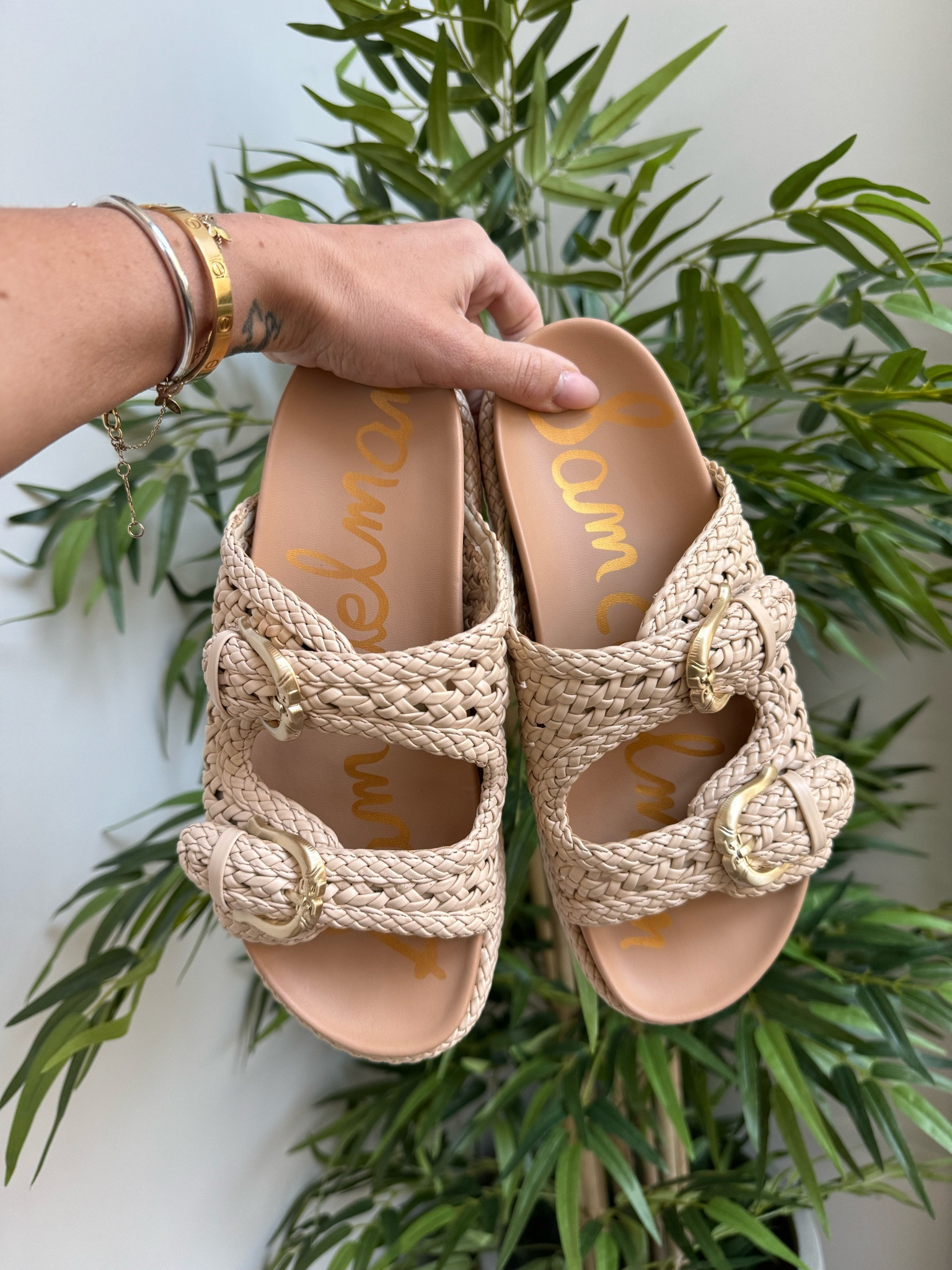 My fav summer sandals are on sale!






Nordstrom, Sandals, Summer Sandals, Fashion, Fashion Finds

#LTKitbag #LTKstyletip #LTKshoecrush