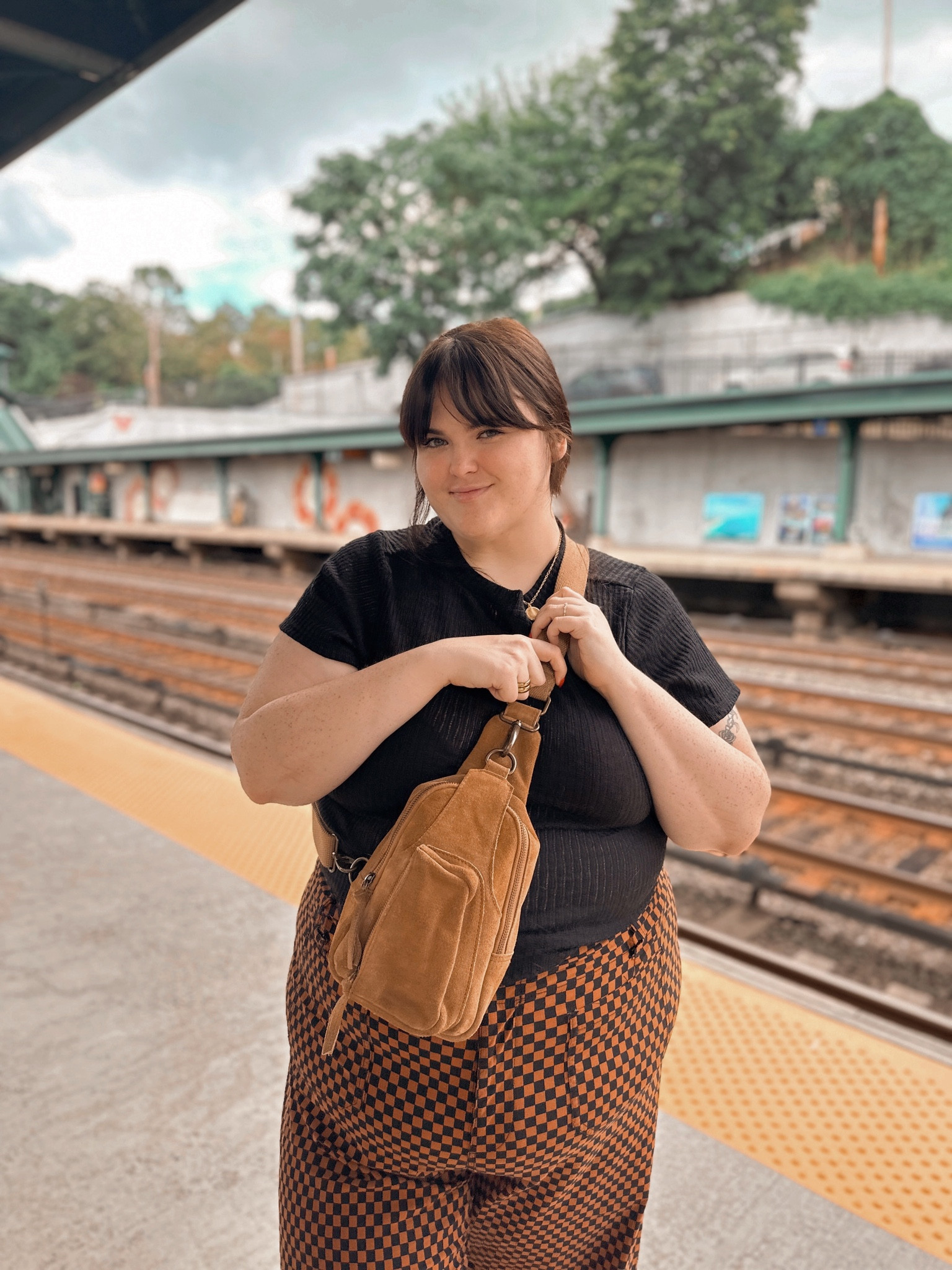 Best fall bag , crossbody bag , sling bag , suede sling bag , free people finds , free people , fall outfit , city bag , city outfit 

#LTKitbag #LTKunder100 #LTKSeasonal
