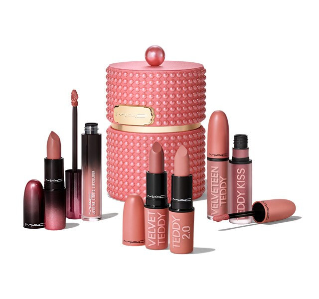 Velvet Teddy’s Party Crew Vault ($145 Value) | MAC Cosmetics - Official Site | MAC Cosmetics (US)