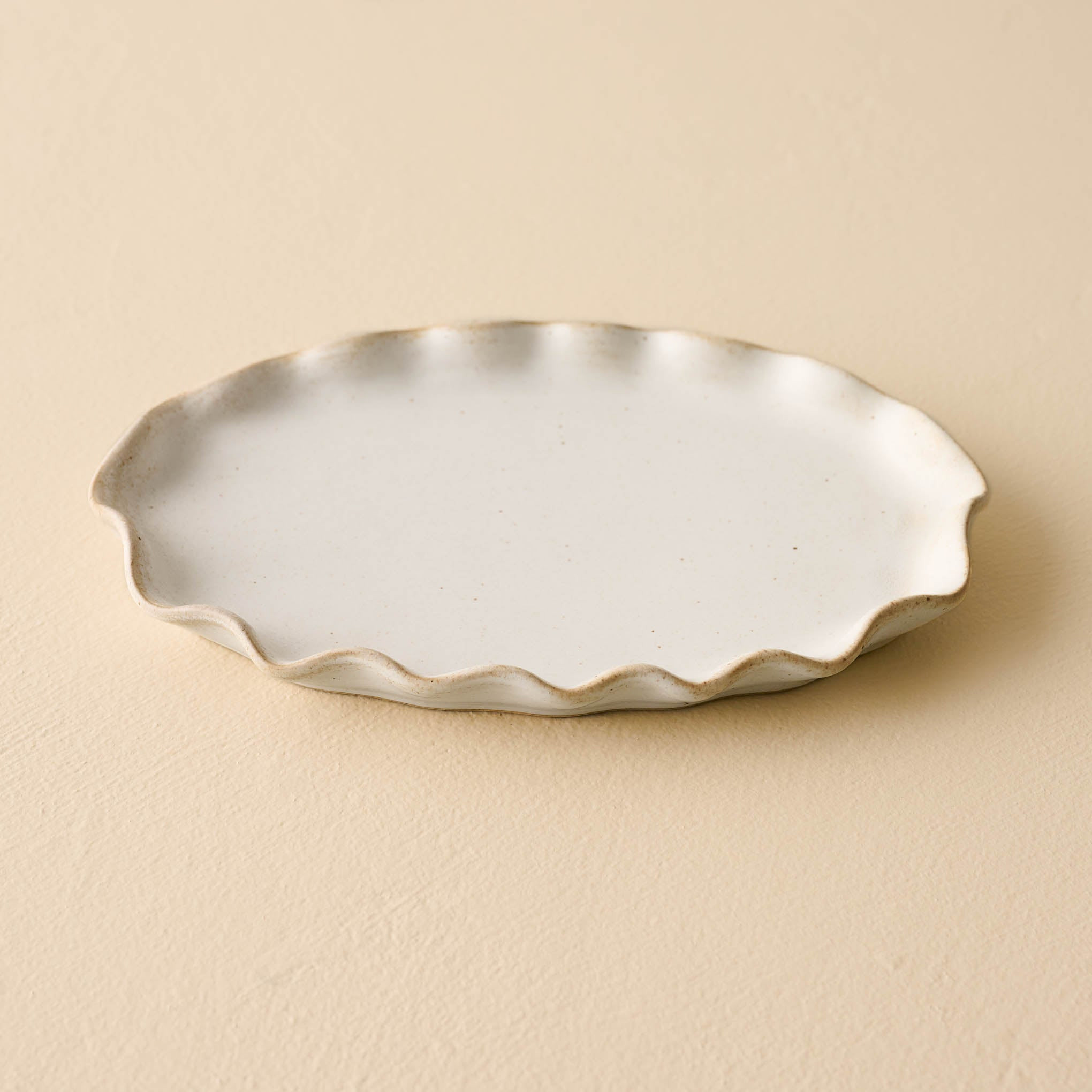 Ceramic Ruffled Tray | Magnolia