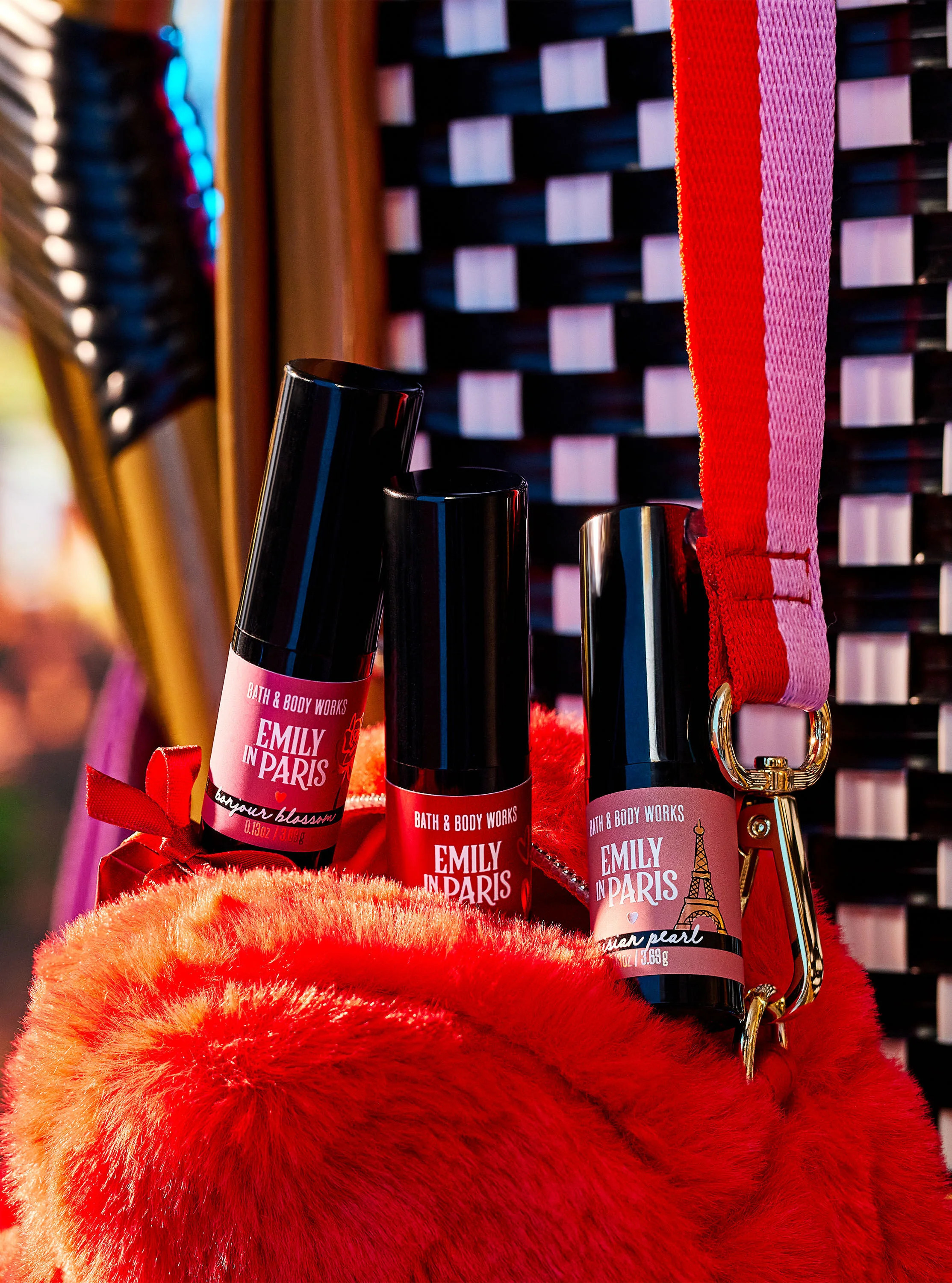 Furry Heart


Cross Body Bag | Bath & Body Works