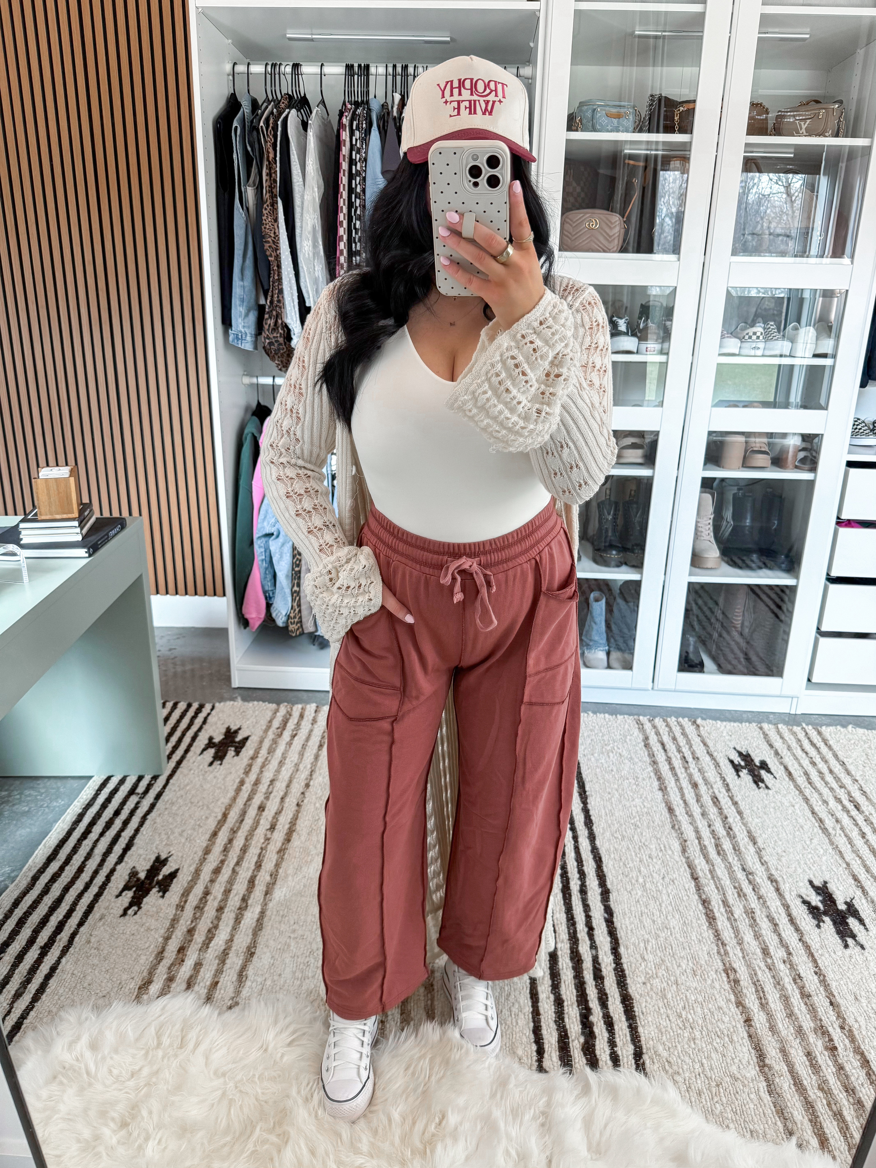 Bodysuit - medium
Cardigan - small
Pants - small (brick red color)

*My exact hat is currently sold out, but I still linked it in case they restock! Also linked two alternatives that would look so cute as well!

These pants are a closet must have! The quality is amazing, they come in so many color options & I love the wide leg style! I paired them with this white bodysuit and added this cute knit duster! Finished the look with a fun hat & my white leather platform converse sneakers.

 

 #LTKootd #LTKPetite #LTKBump
