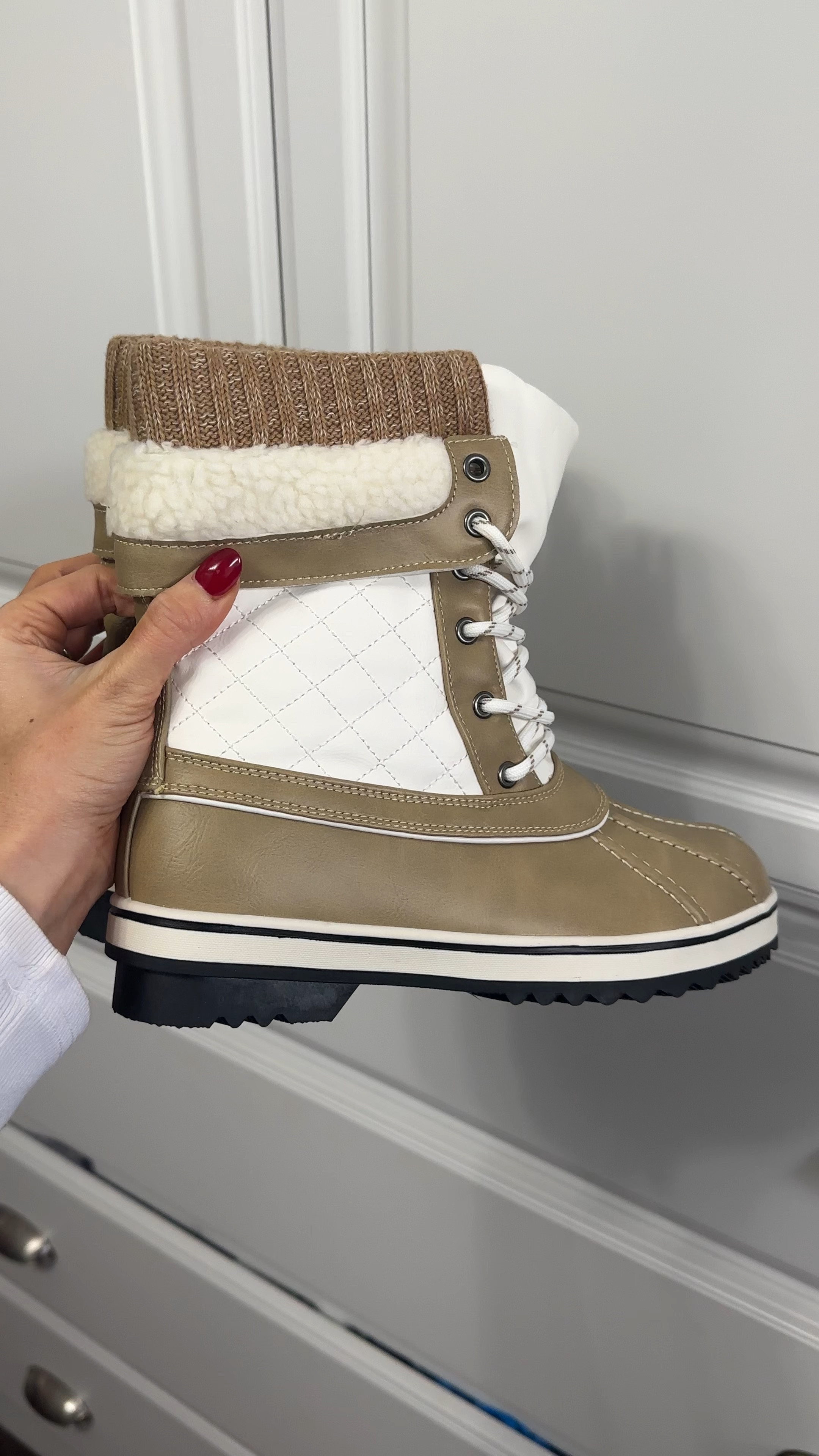 The cutest winter boots on sale for cyber week!! 

Amazon shoes, sorel dupes, winter shoes, snow boots 

#LTKShoeCrush #LTKSaleAlert #LTKCyberWeek
