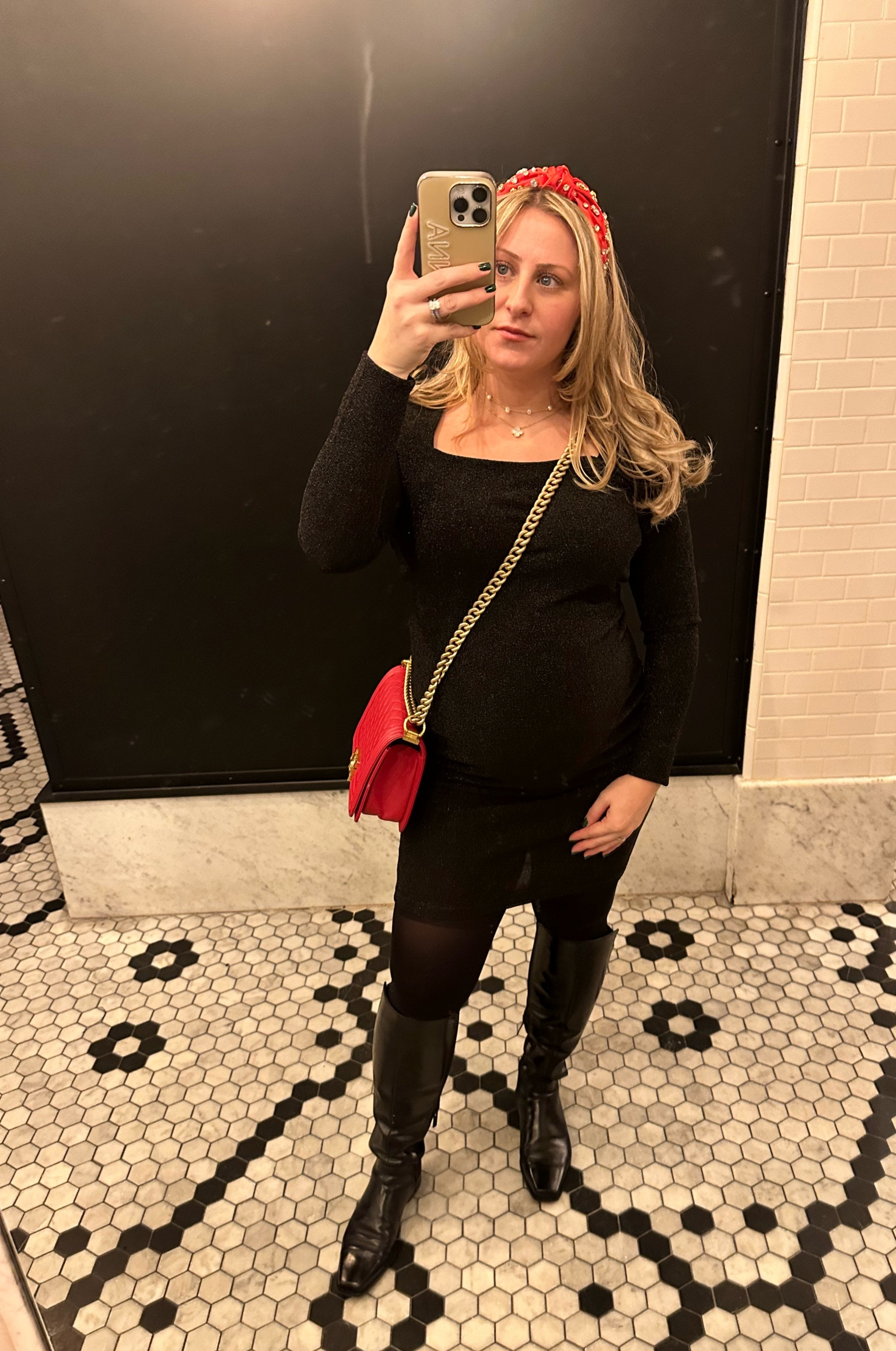 outfit of the day for the city  

#LTKfindsunder50 #LTKSeasonal #LTKbump