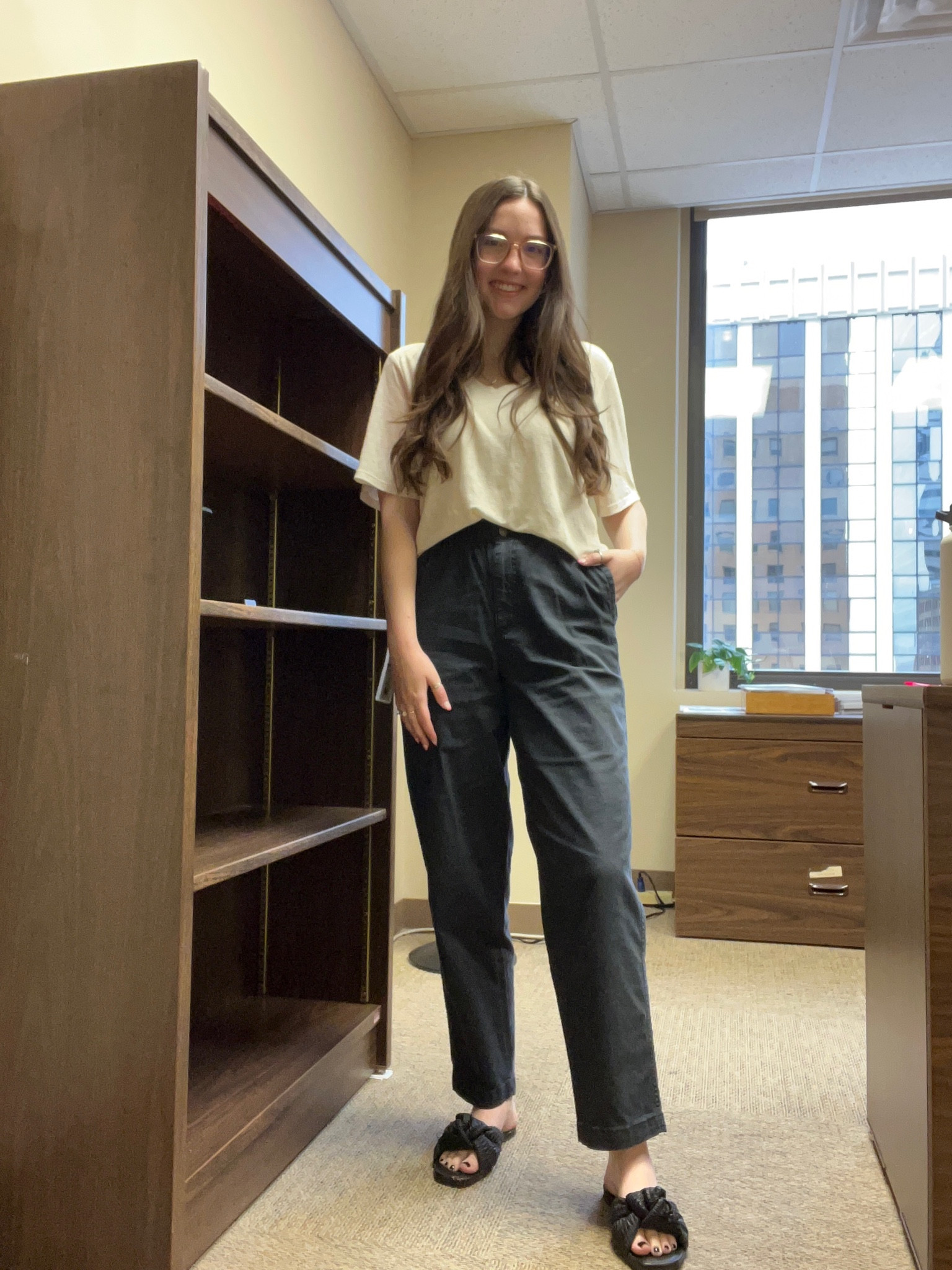 Women’s | Workwear | Work Attire | Office Wear | Women’s | Business Casual | Style | Outfits | Dressy | Dress Pants | Sandals | Spring | Clothes | Basic Tees | 

#LTKU #LTKworkwear #LTKSeasonal