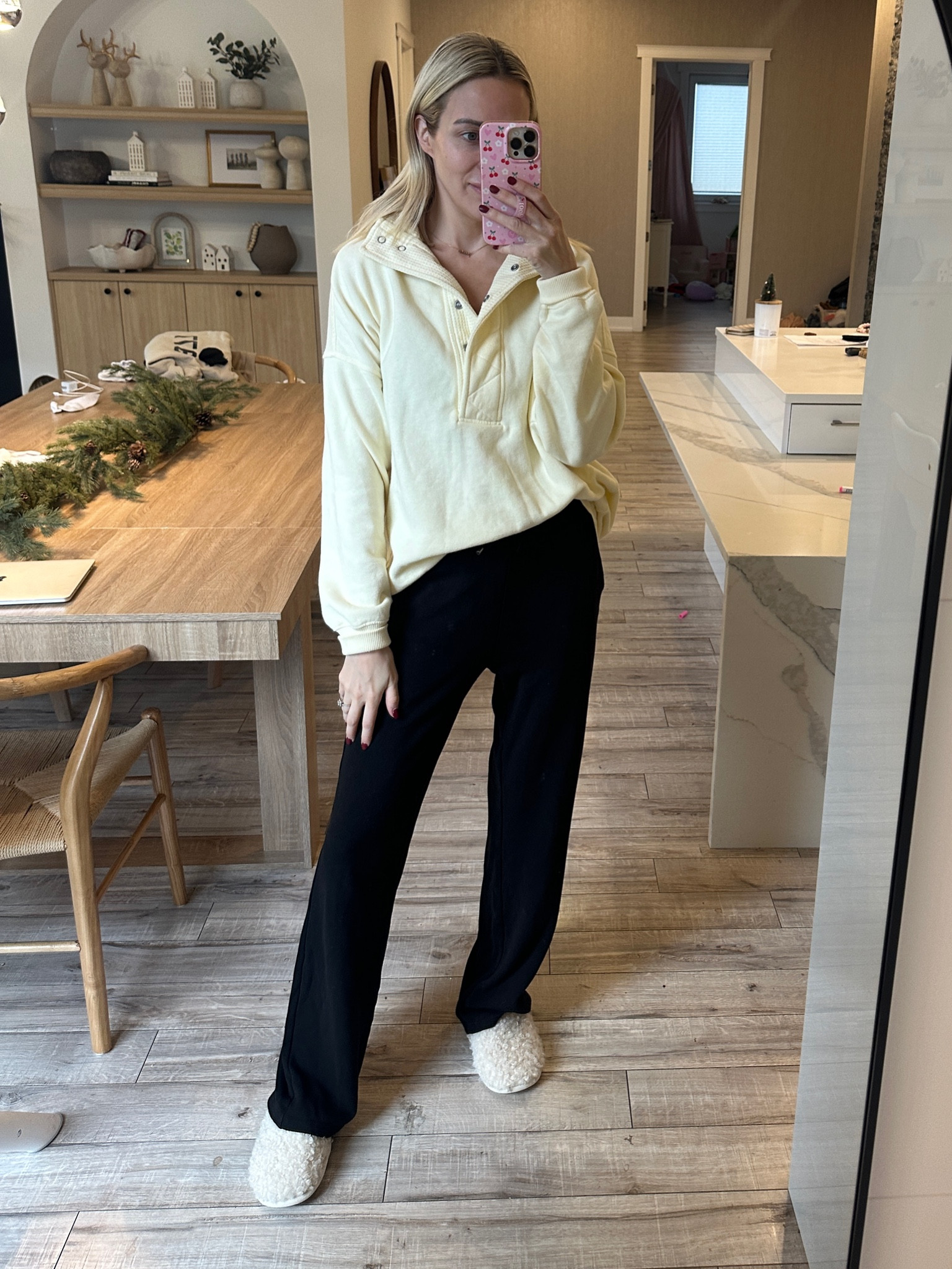 Love a comfy casual cute outfit! 
Wearing XS in the hoodie