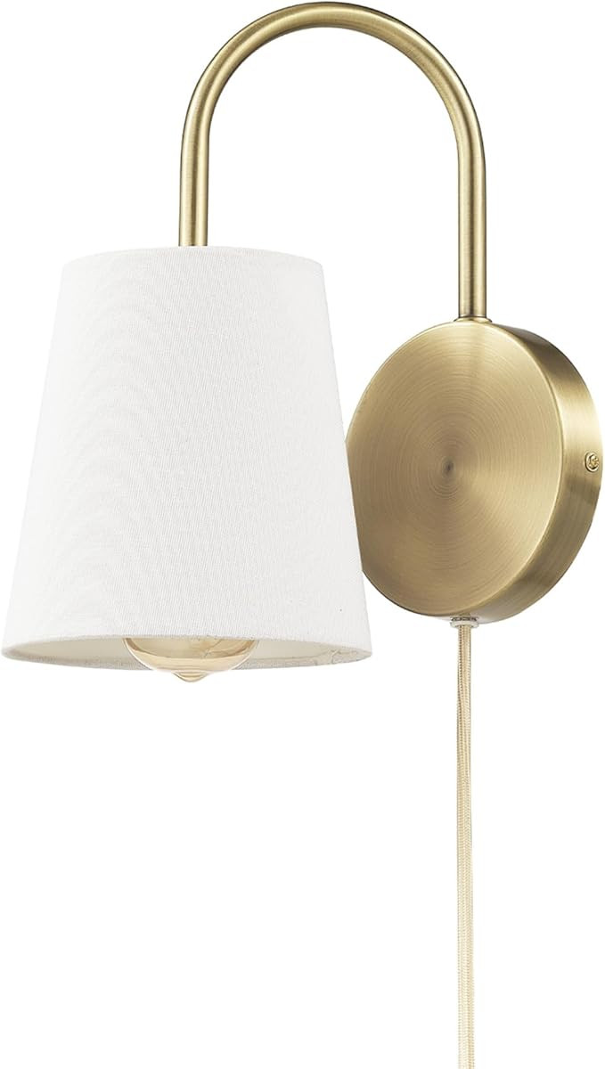 65000053 Novogratz x Globe 1-Light Hardwire or Plug-in Wall Sconce, Matte Brass, White Textured S... | Amazon (US)