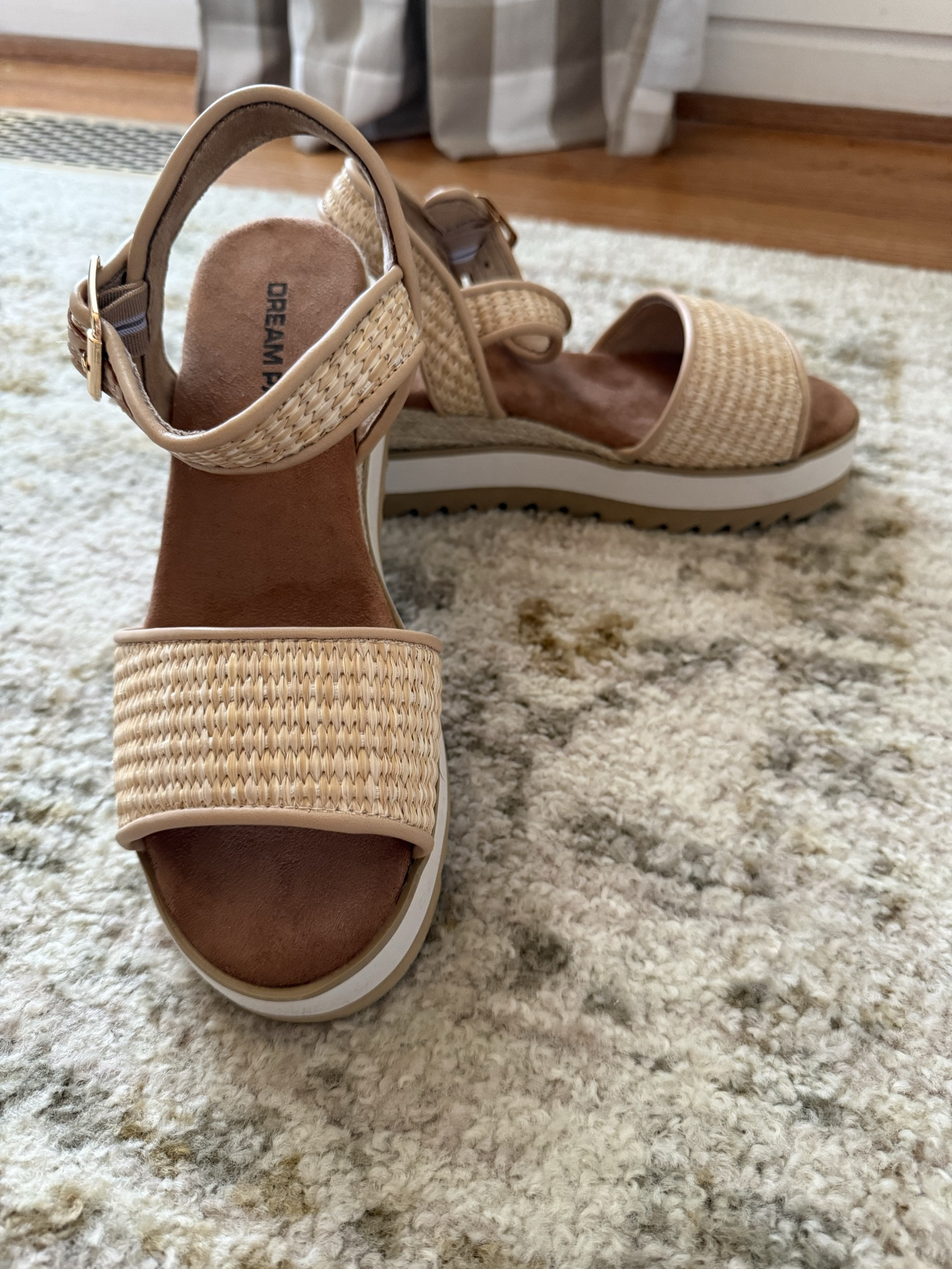 Summer wedge sandals 
2.75” heel 
6 colors - this is the “natural- raffia”


#LTKPetite #LTKSaleAlert #LTKMidsize