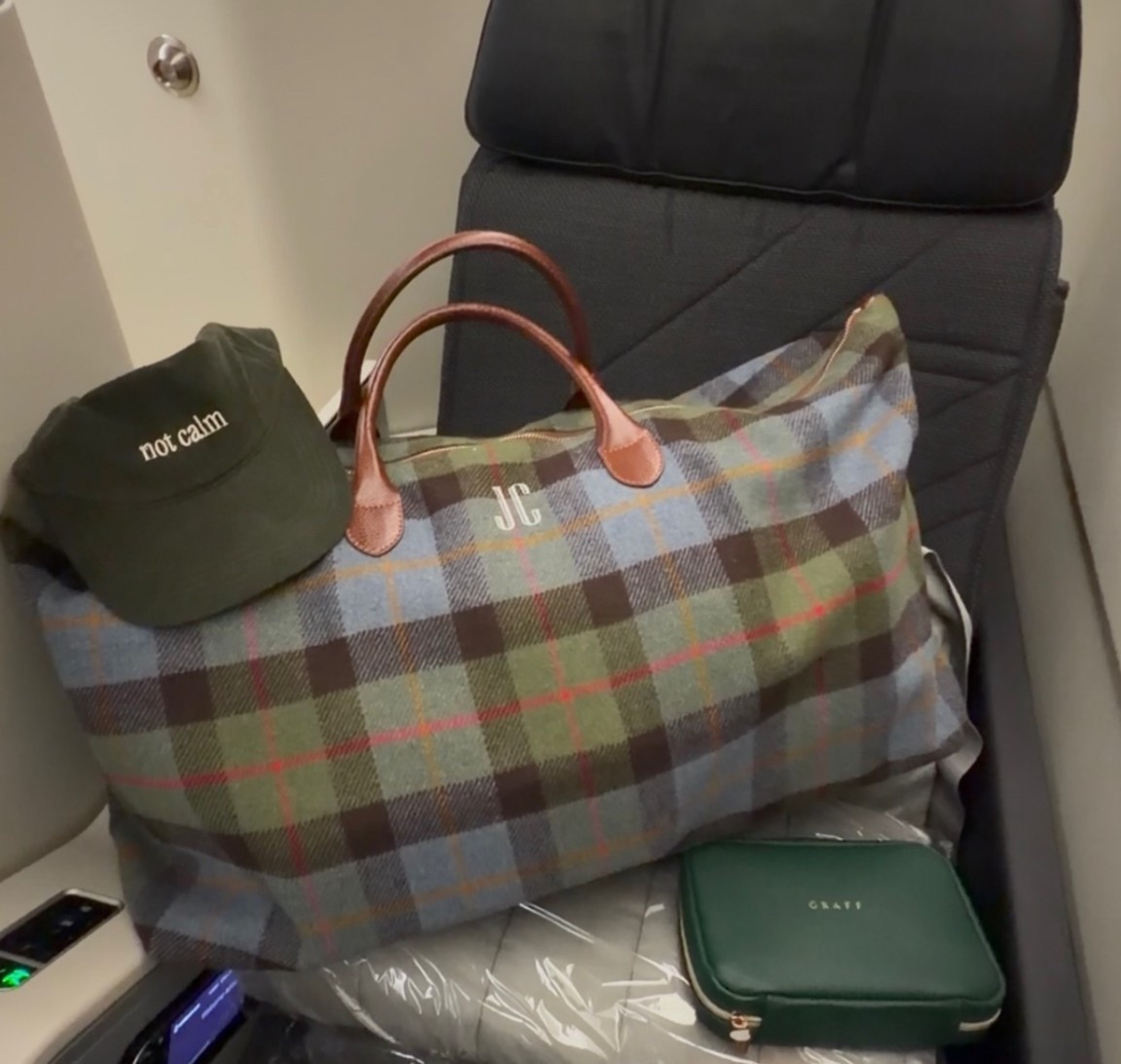 Have been loving using this weekender from Mark & Graham! I can fit so many things in there and it’s perfect for trips. 



#LTKTravel #LTKSaleAlert #LTKdayinmylife