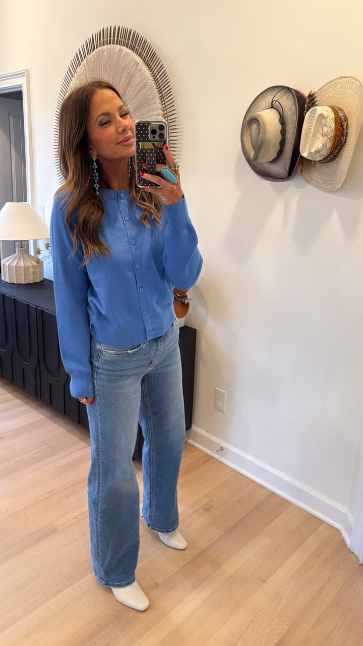 avara sweater, jeans, and boots linked! ♥️

#LTKHoliday #LTKFindsUnder100 #LTKSaleAlert