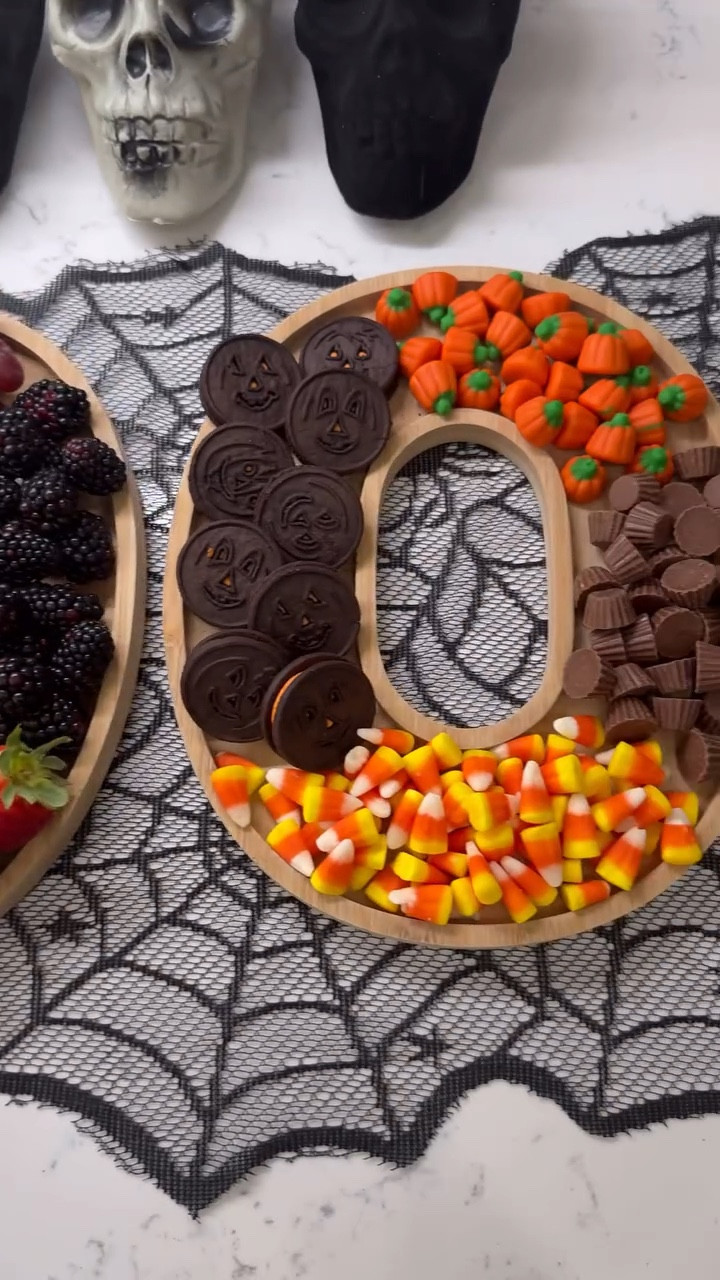 👻 CharBOOterie Board 👻

Comment BOO and I’ll send you a DM with the link! 🖤 
This board is so cute and festive to display at your next Halloween celebration! 🎃

#halloween #spooky #spookyseason #halloweendecor #halloweenideas#halloweenparty #halloweenpartyideas 
#halloweeninspo #halloweentime #fall #falldecor #fallstyle #diyhomedecor #pumpkinpainting #autumn #autumnvibes #autumnstyle #hosting ##charcuterie #charcuterieboard