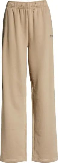 Alo Gender Inclusive Accolade Straight Leg Sweatpants | Nordstrom | Nordstrom