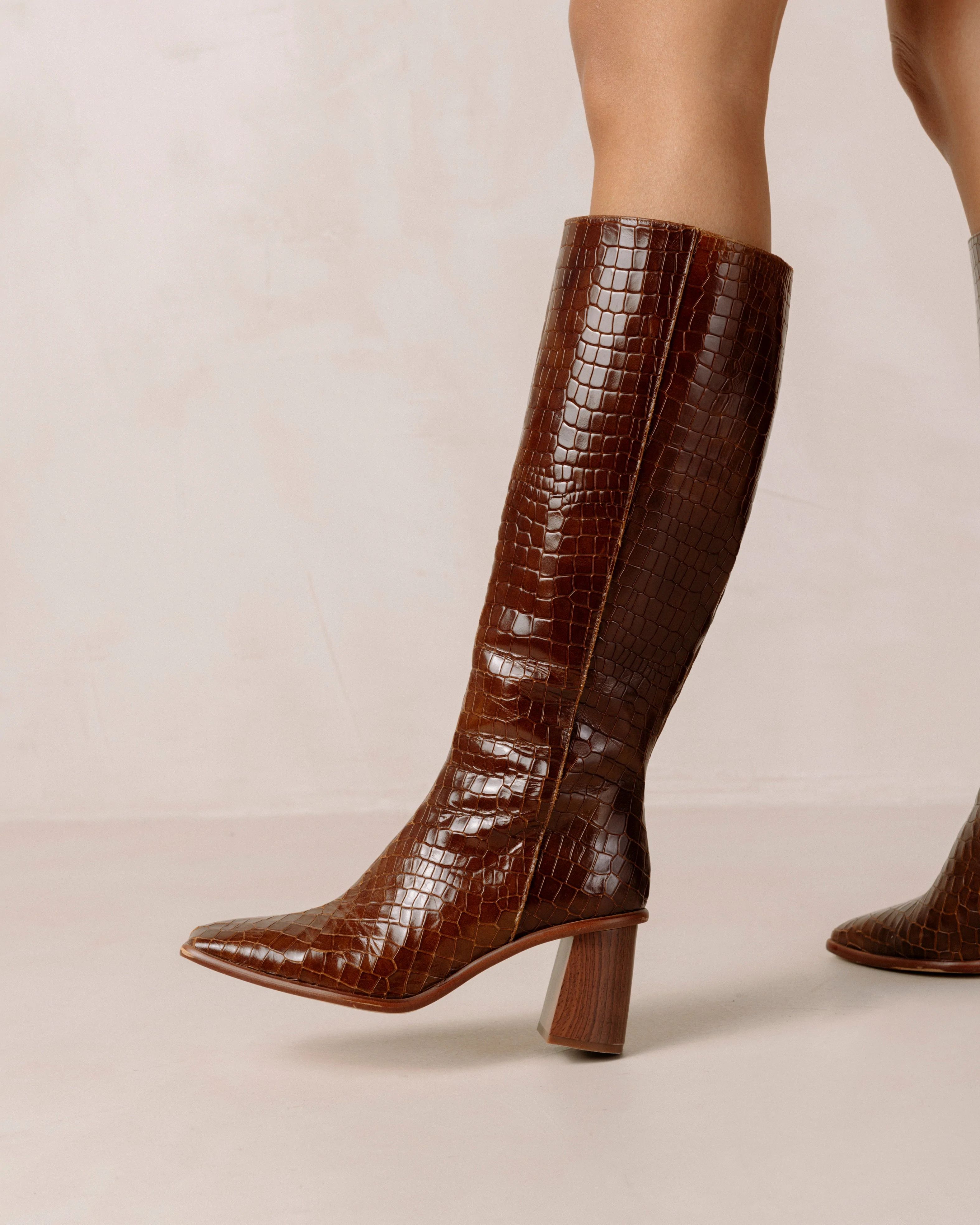 East Croco - Brown Leather Boots | ALOHAS | Alohas FR