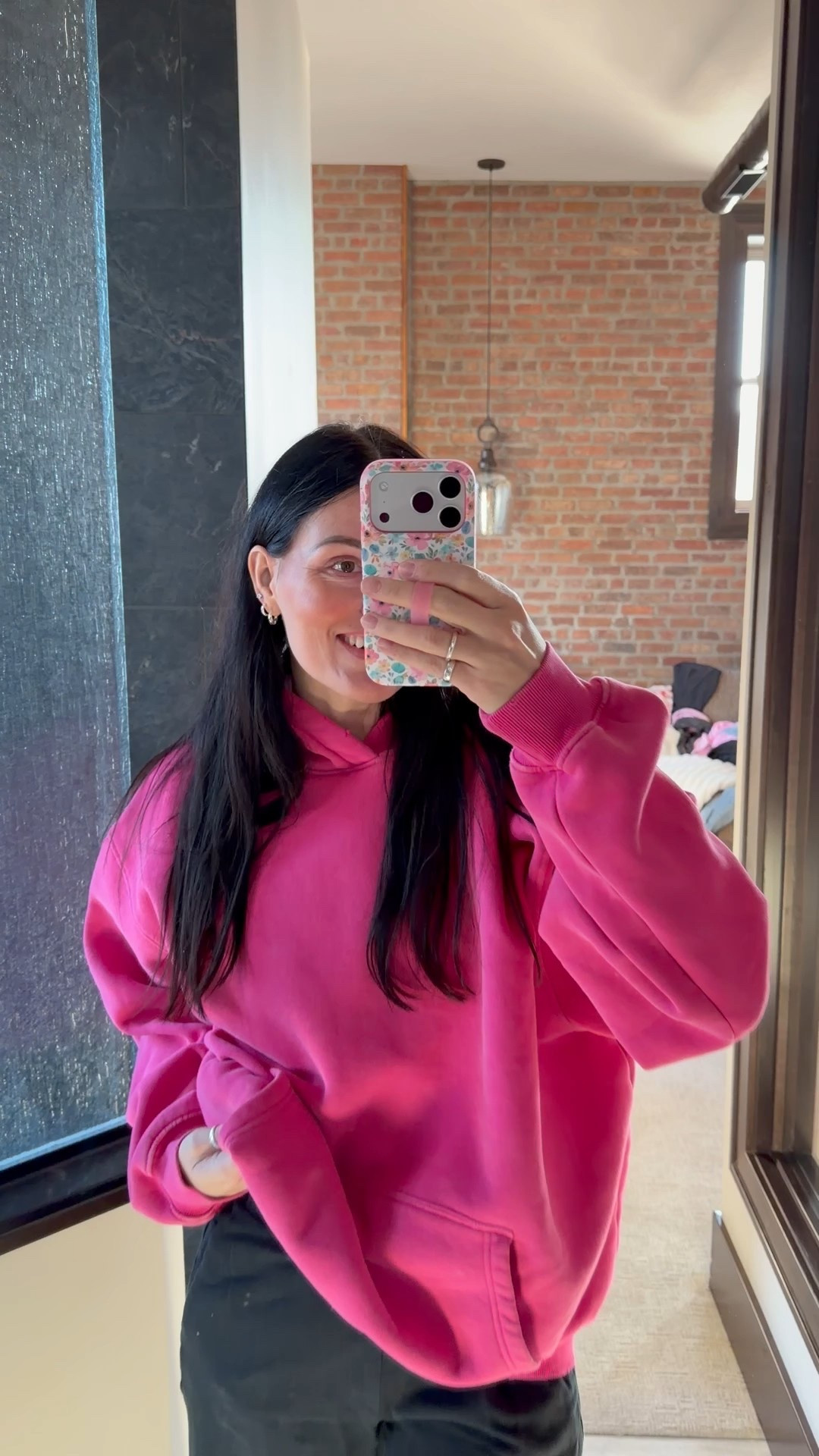 New phone case is here!!! Forever obsessed with my loopy cases 💗 you can use code: MSCHYNA for a discount 



#LTKTravel #LTKSaleAlert