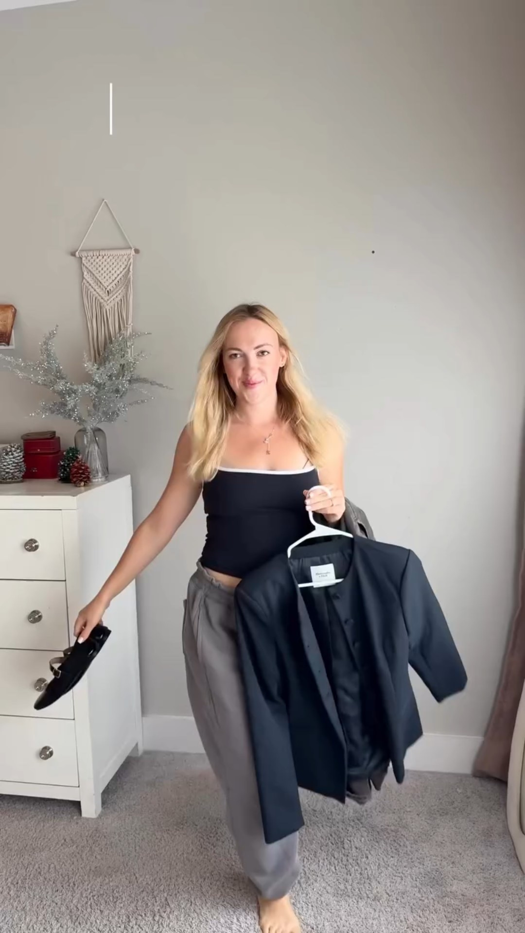 Who said moms only wear leggings and sweat pants? 

#houstoninfluencer #fashionstyle #easyoutfit #grwmoutfit #casualoutfitideas

#LTKgrwm #LTKCyberWeek #LTKootd