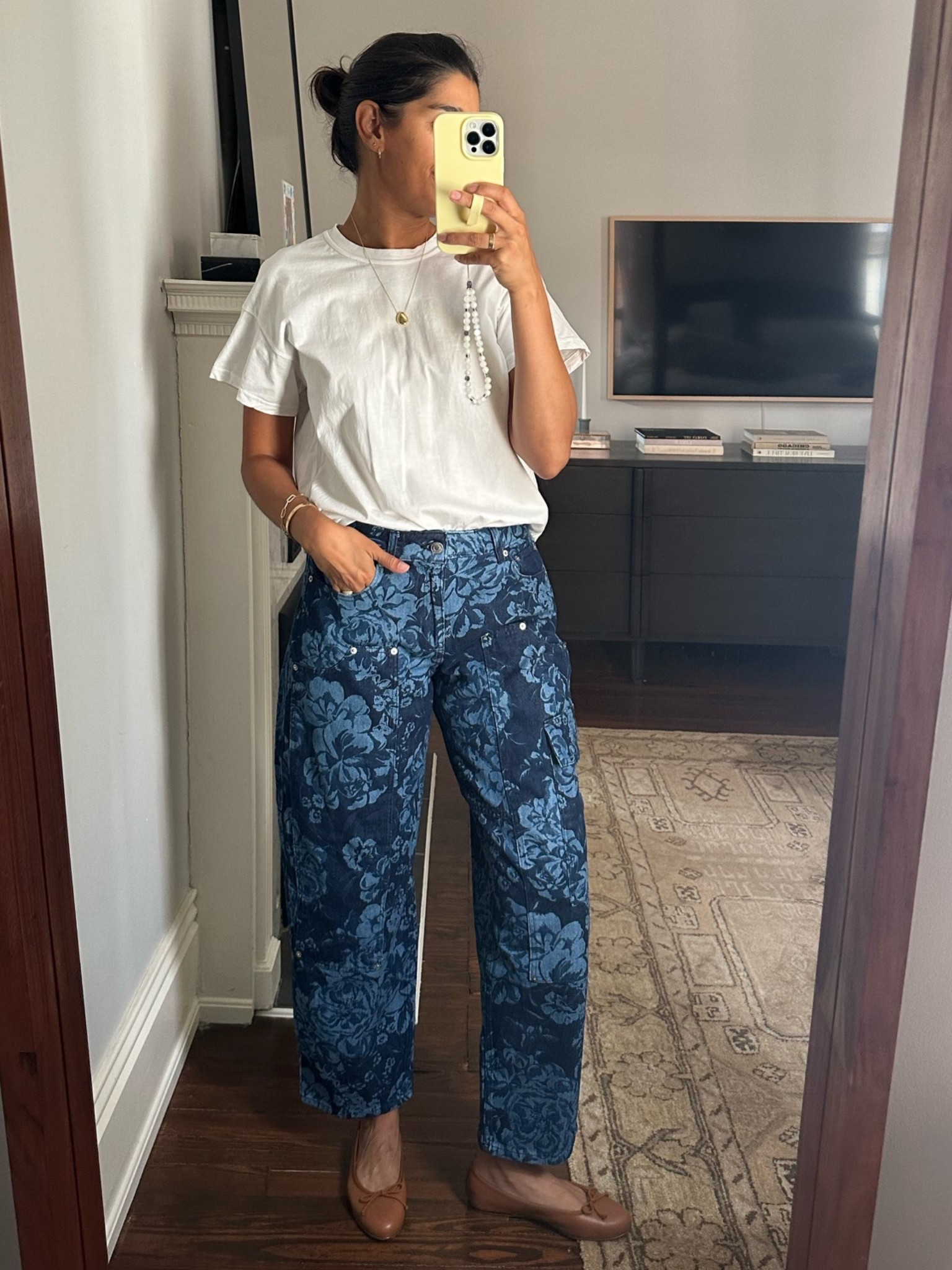 Tee - Small
Jeans - 4
Flats - TTS

#LTKdayinmylife #LTKgrwm #LTKmomlife