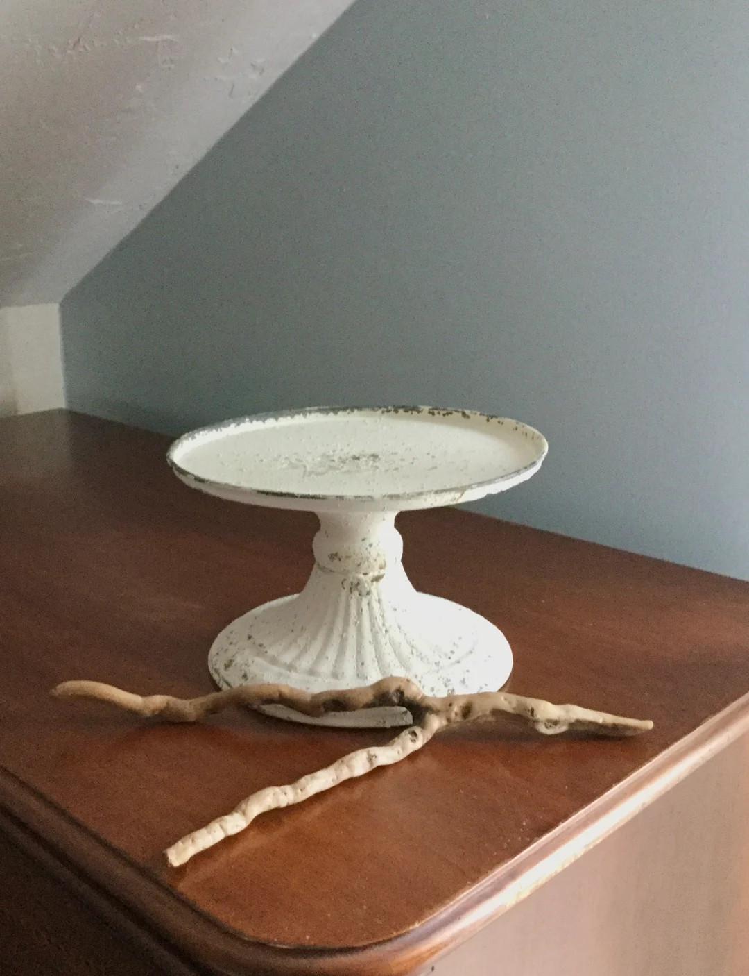 White Metal Pedestal Riser | White Pedestal | Farmhouse Riser Stand | Farmhouse Candle Stand | | Etsy (US)