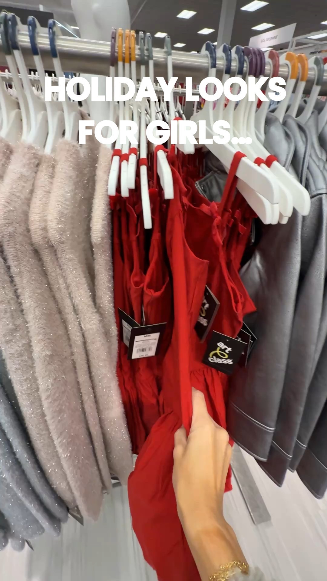 Holiday looks for girls! All so cute and festive! 

#LTKSeasonal #LTKKids #LTKHoliday