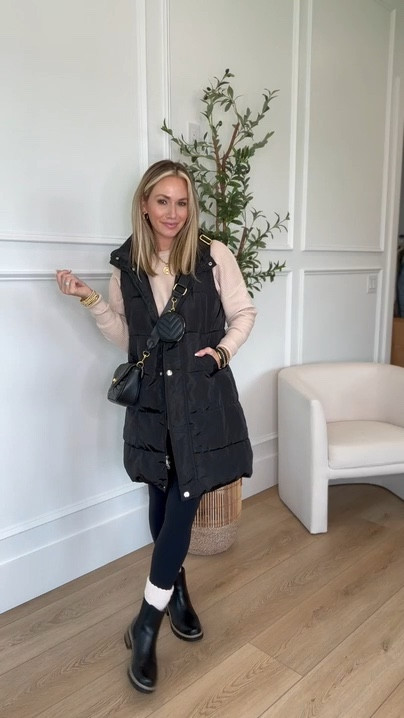 Amazon comfy fall and winter outfit! So easy to dress up or down! Wearing a size xs in the leggings and vest  and S in the tunic top!

#LTKSeasonal #LTKStyleTip