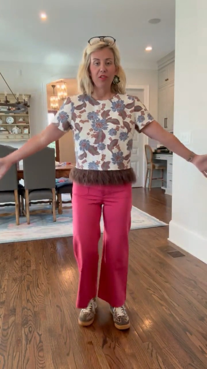 Mix and match is the name of the game! This is a winner!! 
S top
26 pants
8 shoes



#LTKdayinmylife #LTKootd #LTKSaleAlert