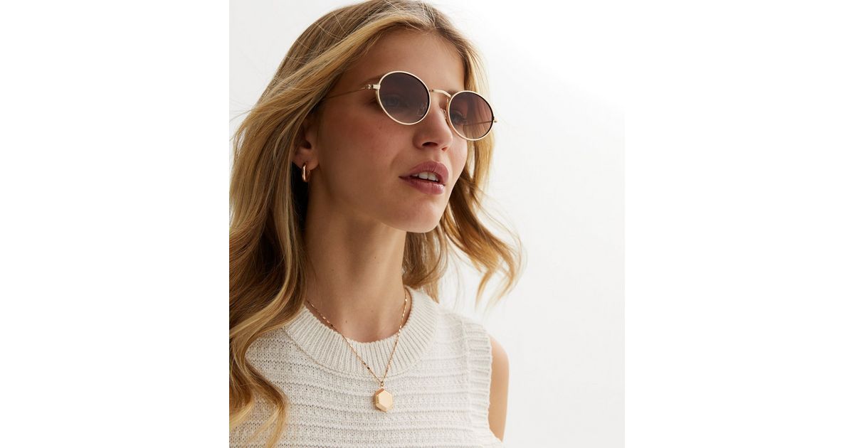 Gold Oval Sunglasses
						
						Add to Saved Items
						Remove from Saved Items | New Look (UK)