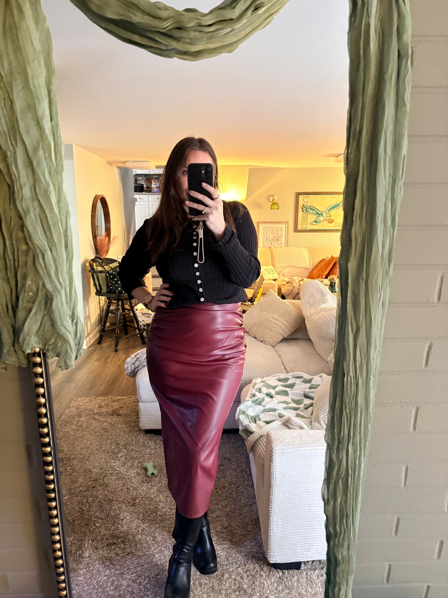 Red leather > red velvet 

#leather #skirt #winterwear #valentinesdaywear #Galentines 

#LTKValentine #LTKOver40 #LTKSeasonal